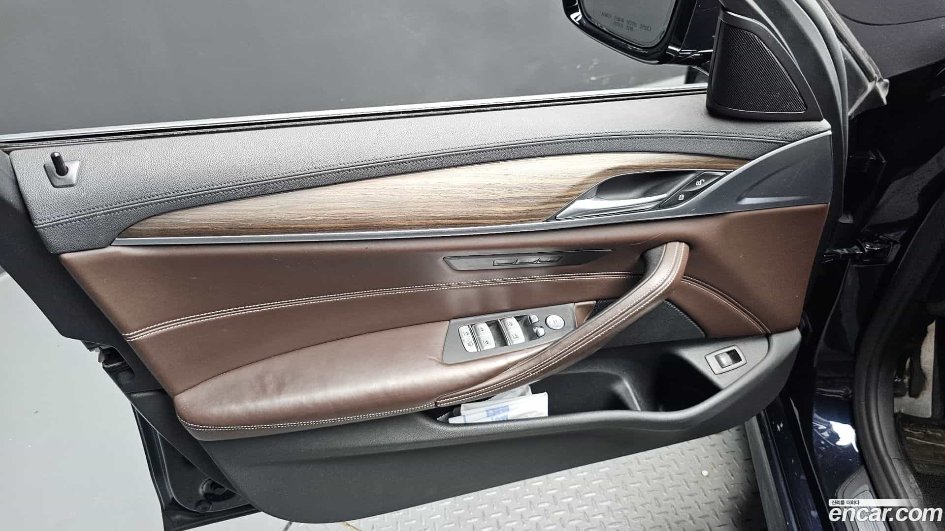 5-Series BMW 2019.8-INNER-034