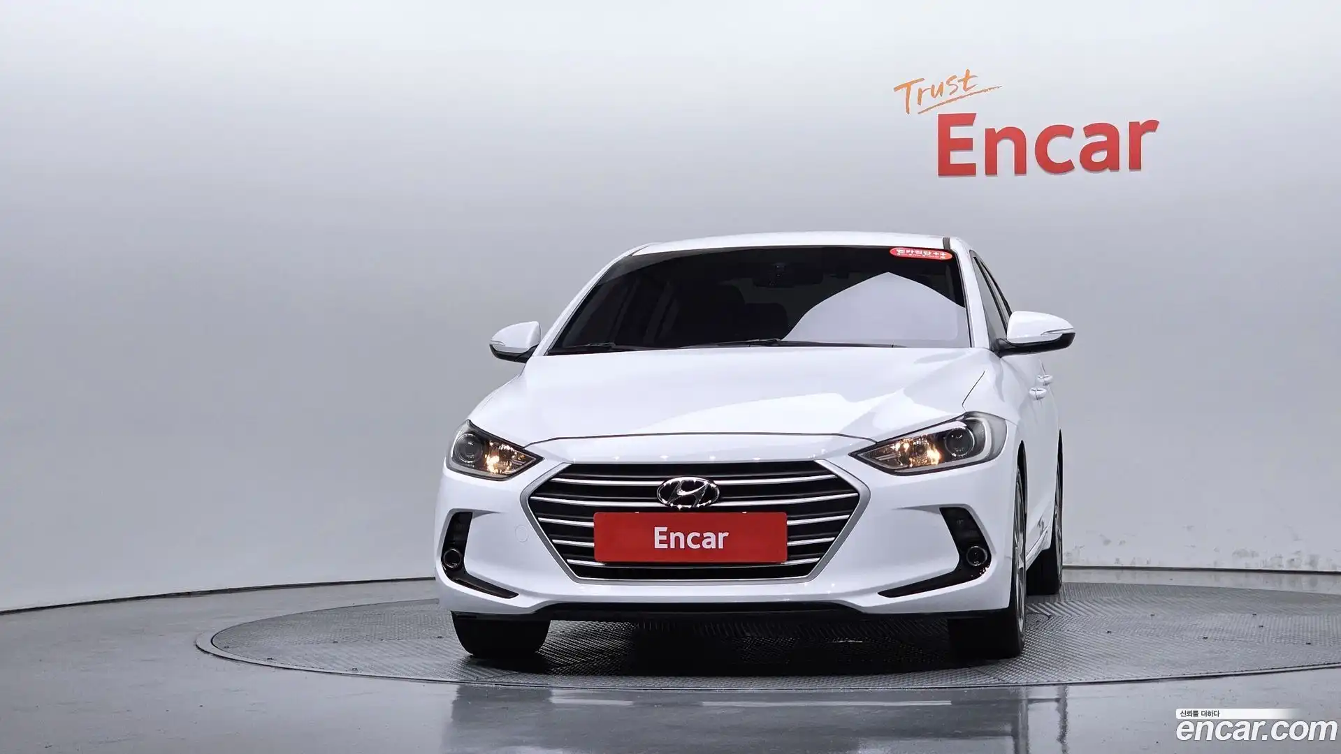 AVANTE Hyundai 2018.4-OUTER-003