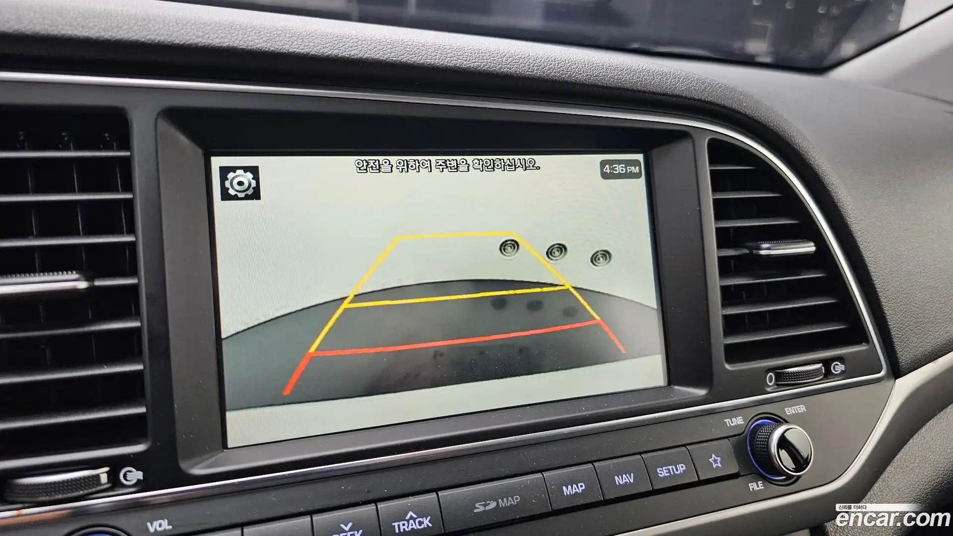 AVANTE Hyundai 2018.4-OPTION-019