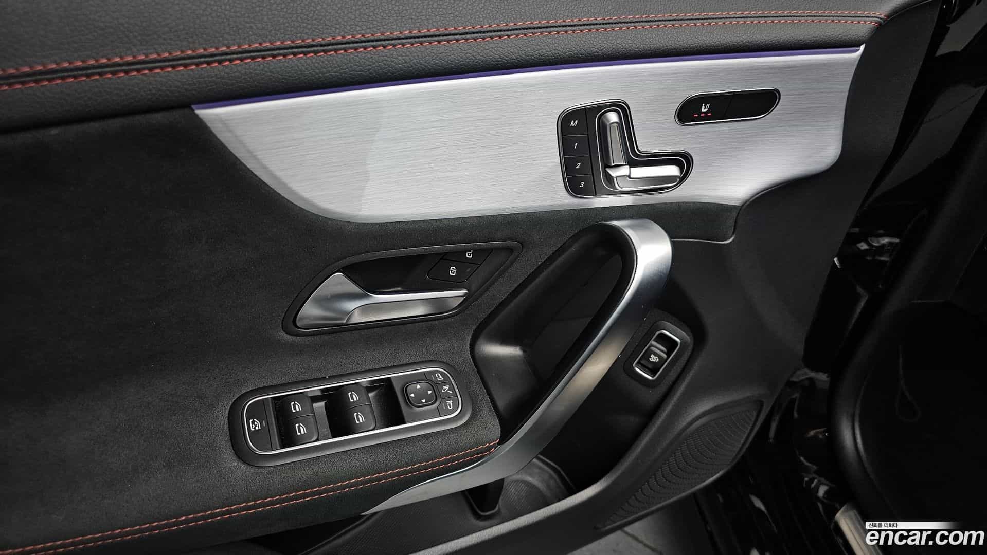CLA-Class Mercedes-Benz 2021.6-OPTION-021