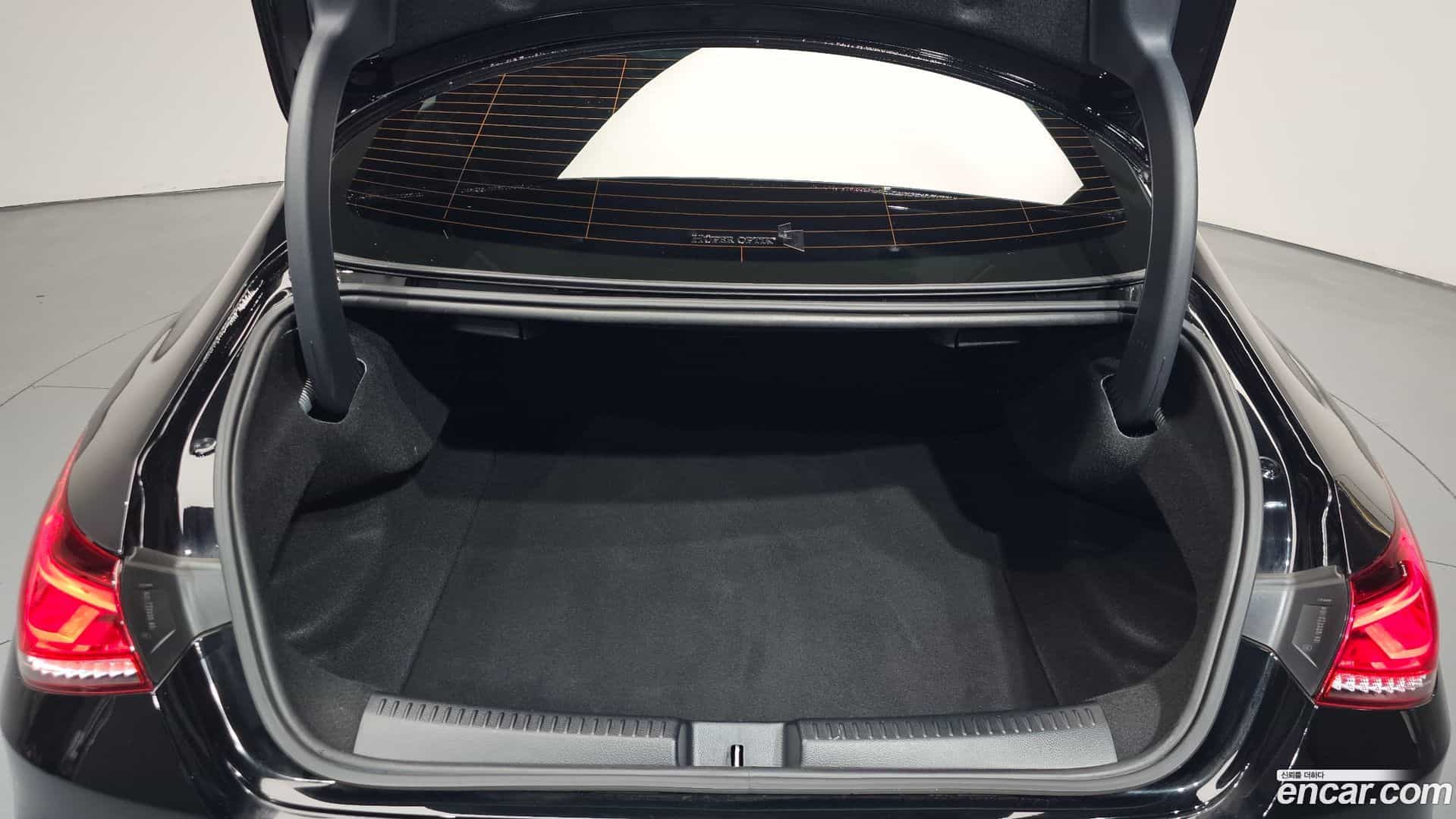 CLA-Class Mercedes-Benz 2021.6-OPTION-024