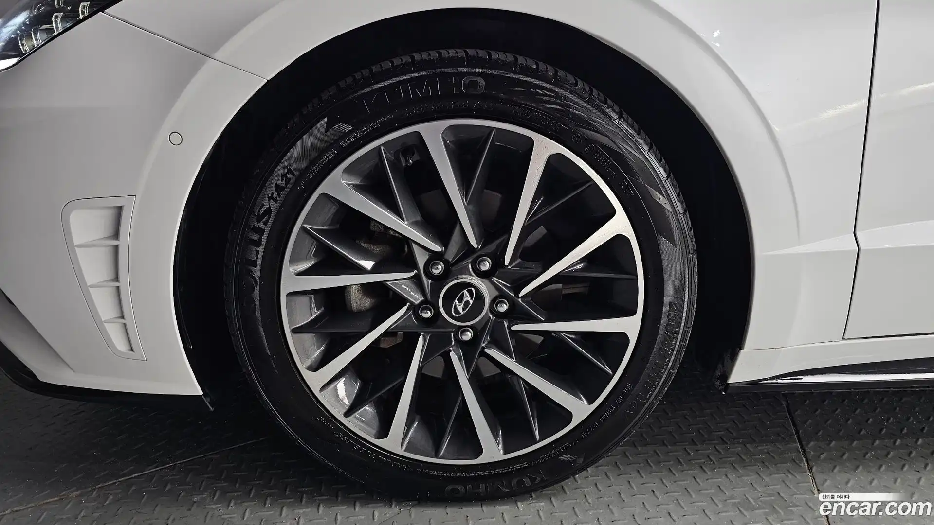 Sonata Hyundai 2019.10-OUTER-005