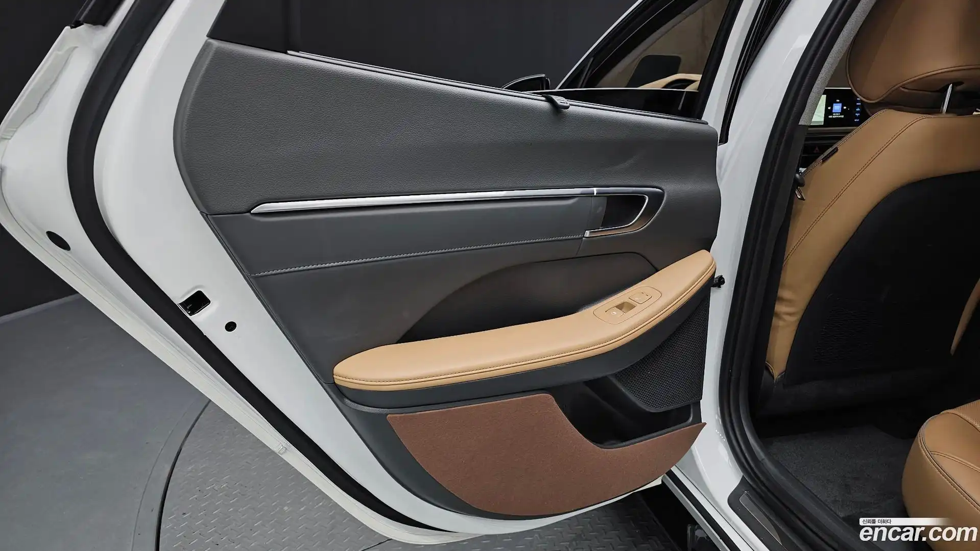 Sonata Hyundai 2019.10-INNER-035