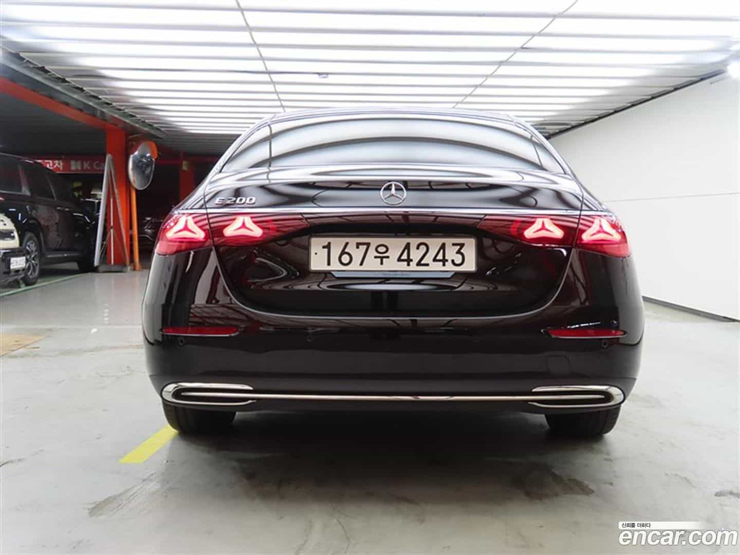 E-Class Mercedes-Benz 2025.9-OUTER-003