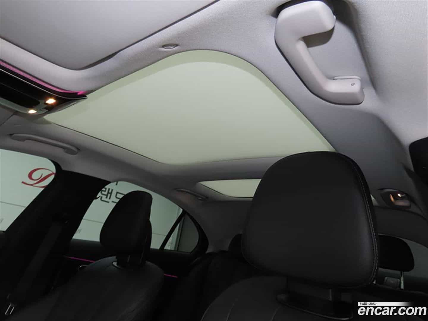 E-Class Mercedes-Benz 2025.9-OPTION-021