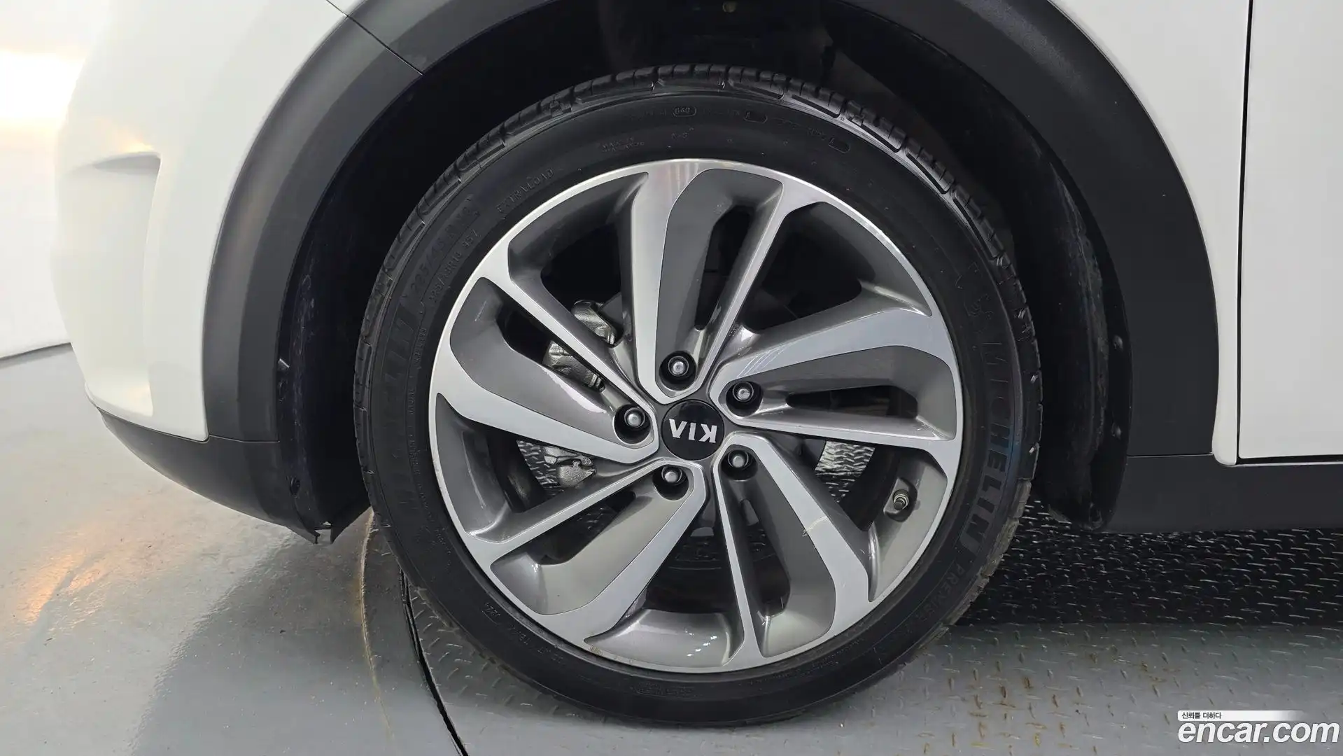 Niro Kia 2017.7-OUTER-005