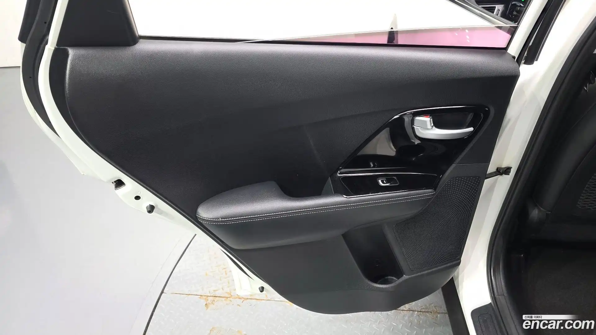 Niro Kia 2017.7-INNER-035