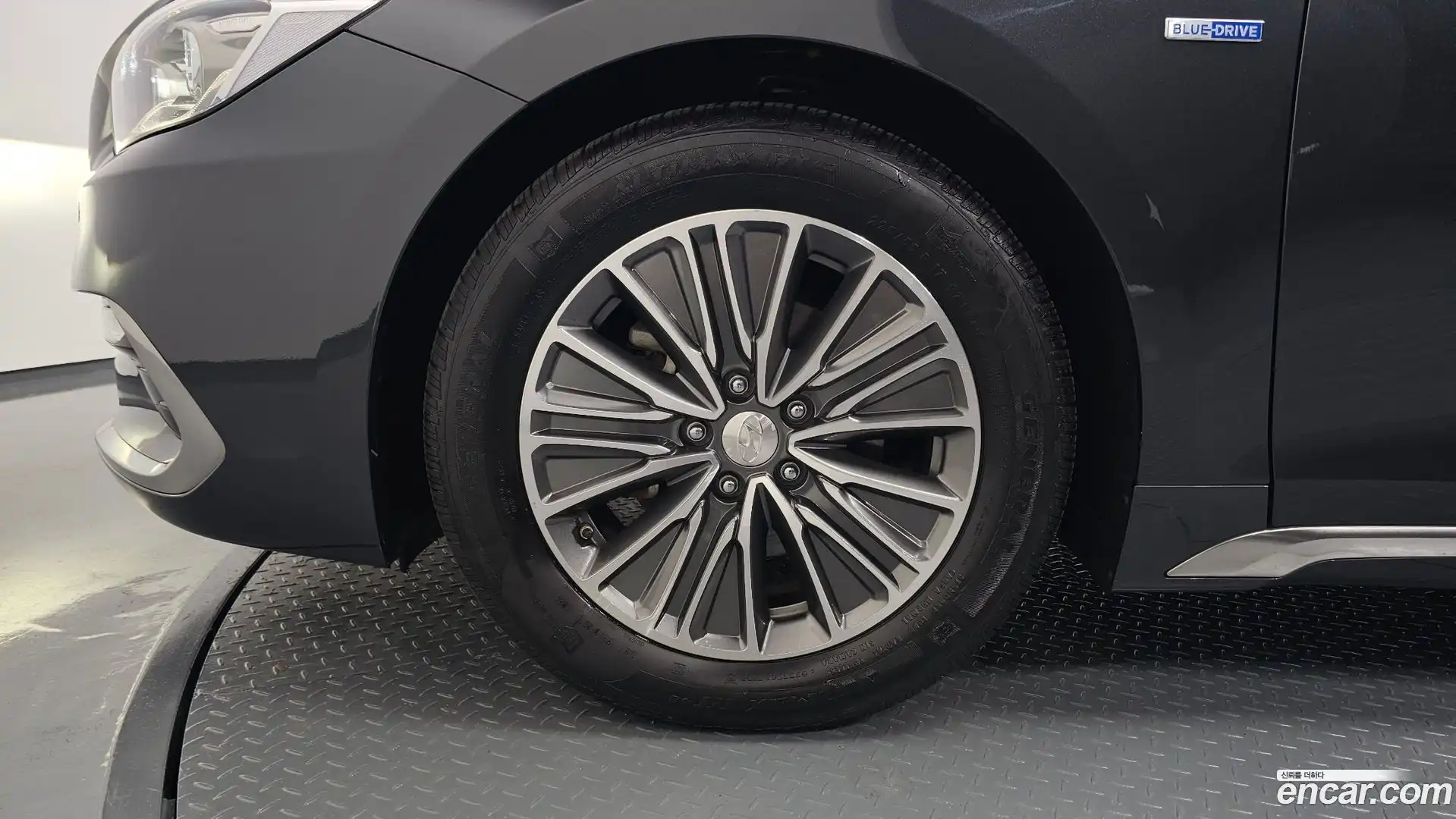 Grandeur Hyundai 2018.5-OUTER-005