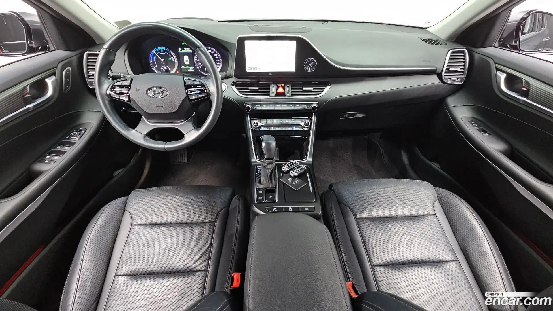 Grandeur Hyundai 2018.5-INNER-007