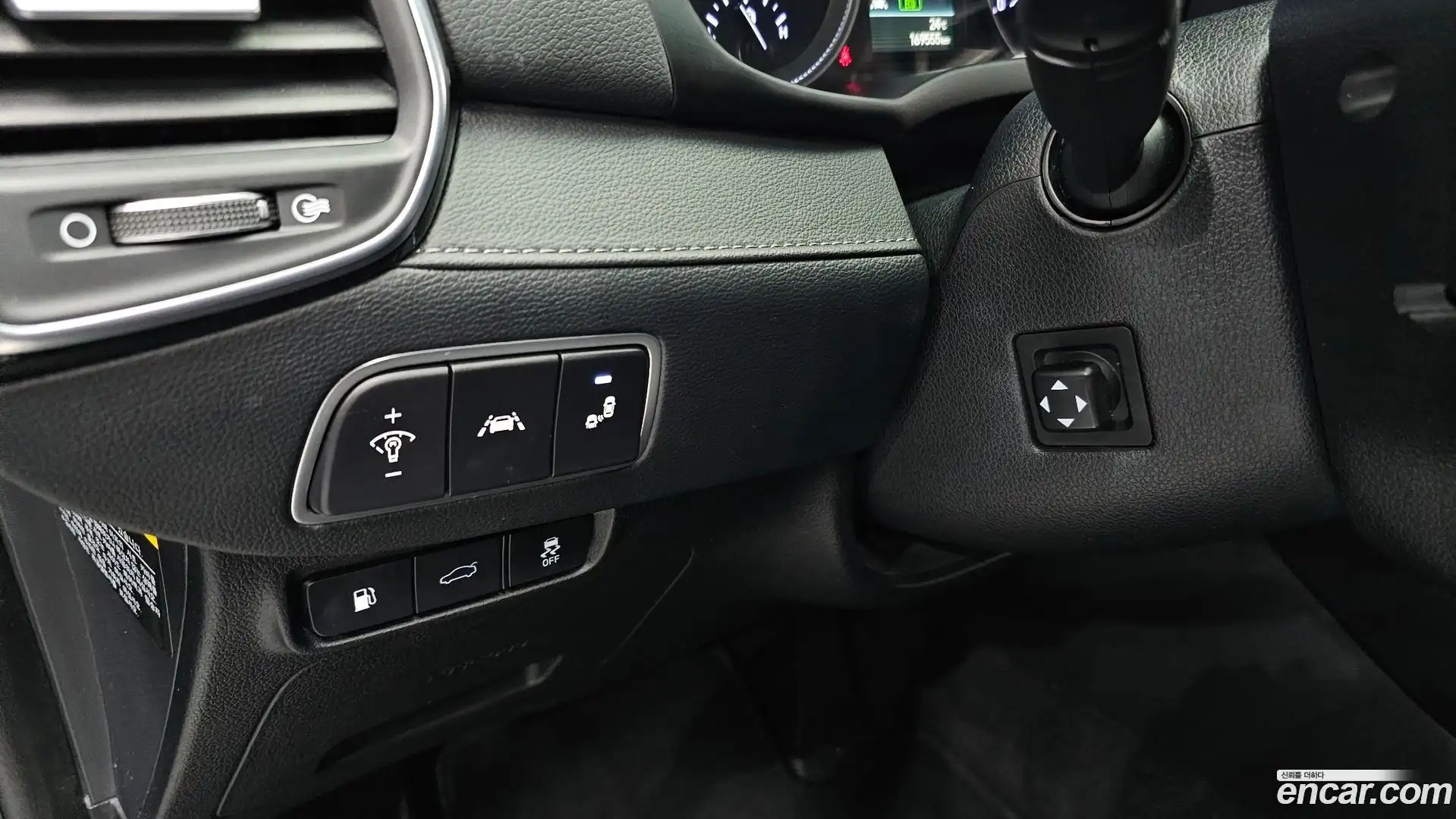 Grandeur Hyundai 2018.5-OPTION-017
