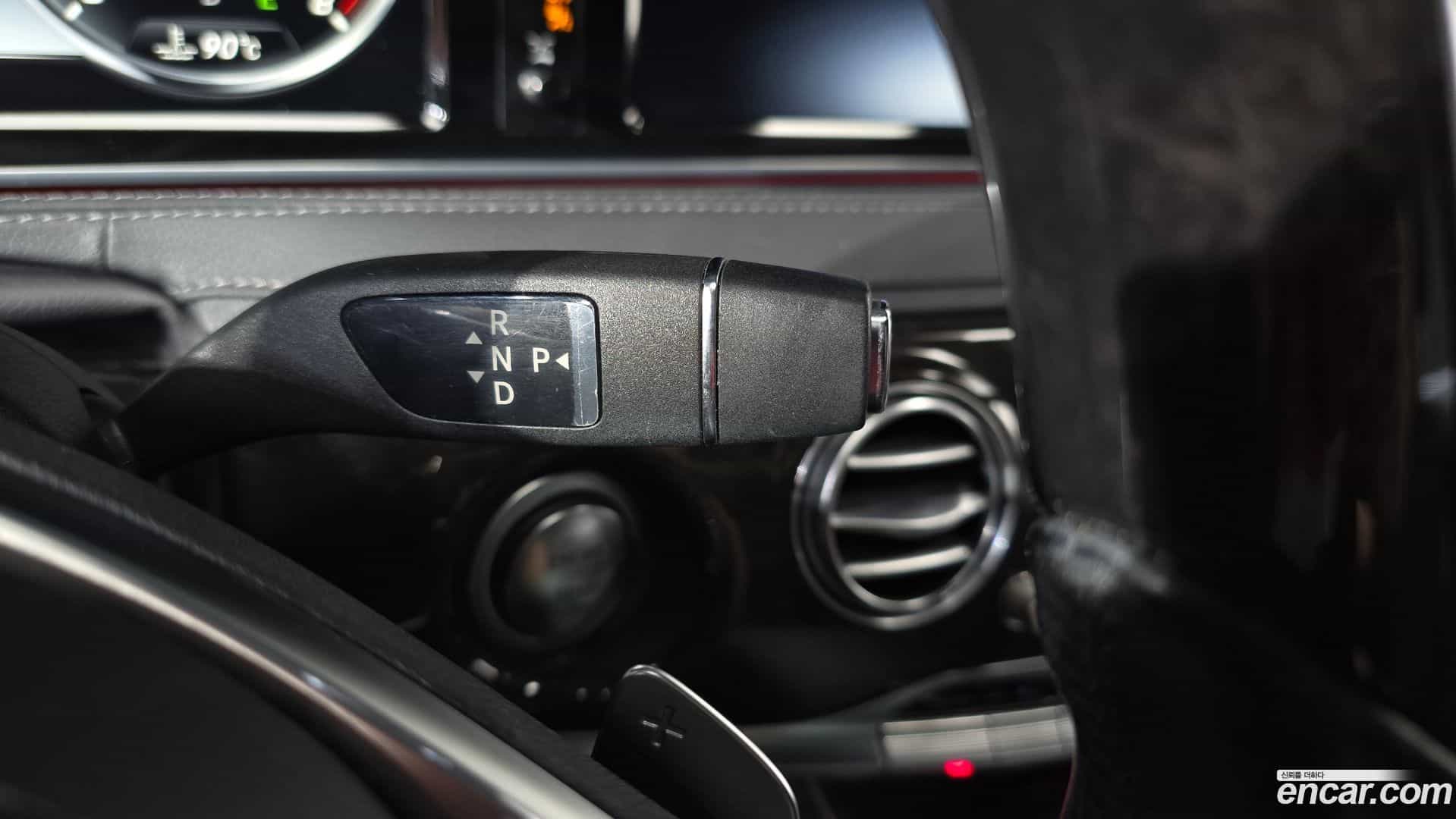 S-Class Mercedes-Benz 2016.0-INNER-009