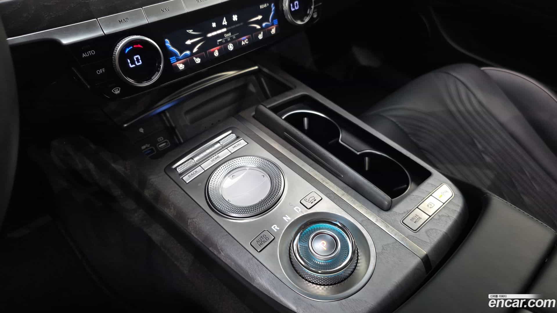 G80 Genesis 2020.4-INNER-009