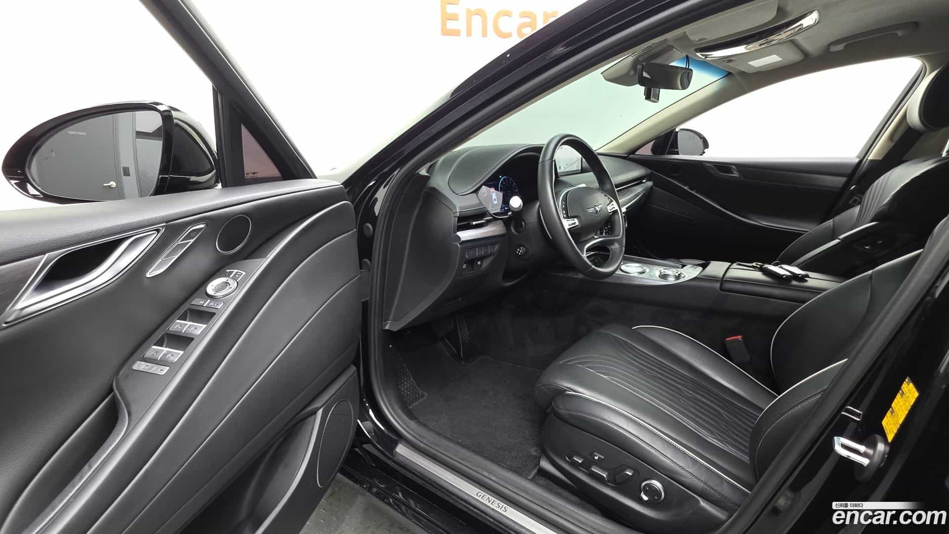 G80 Genesis 2020.4-INNER-010