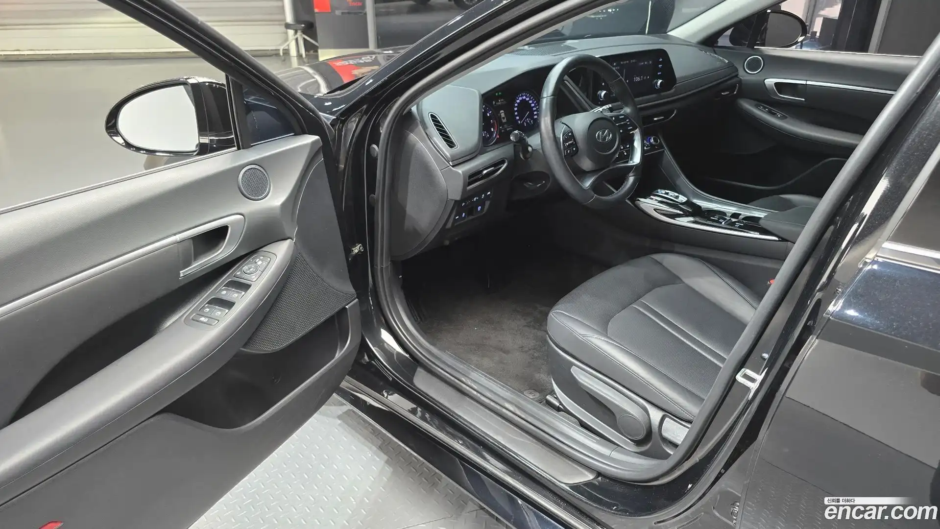 Sonata Hyundai 2022.4-INNER-010