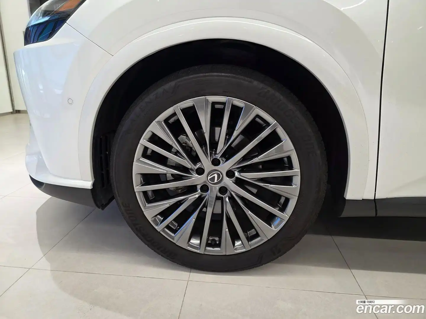 RX Lexus 2025.5-OUTER-005