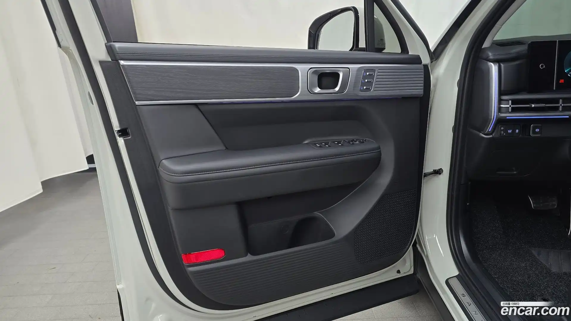 Santafe Hyundai 2024.1-INNER-034