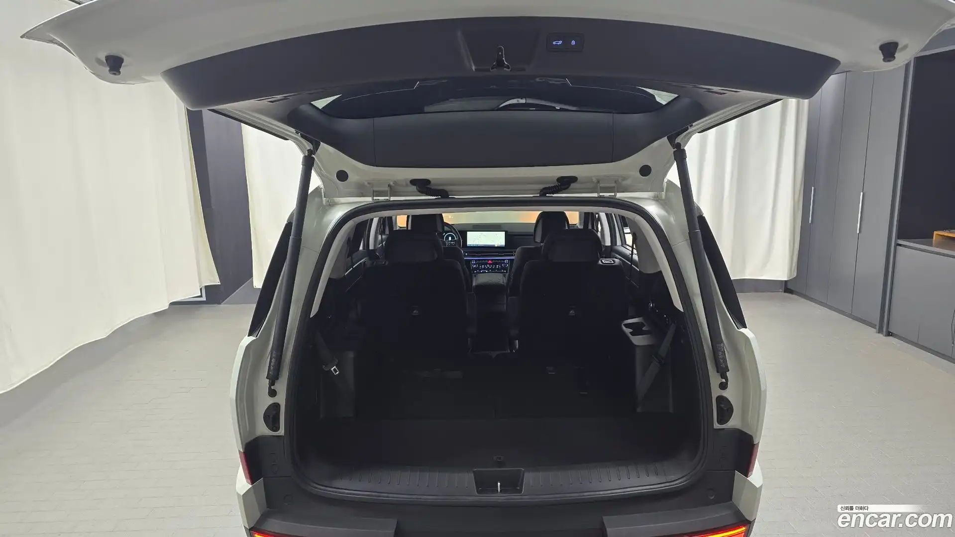 Santafe Hyundai 2024.1-OPTION-047