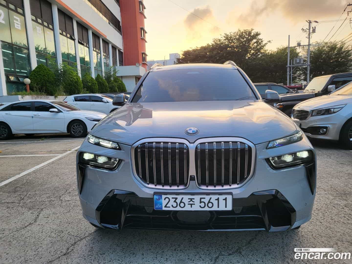 X7 BMW 2026.3-OUTER-001