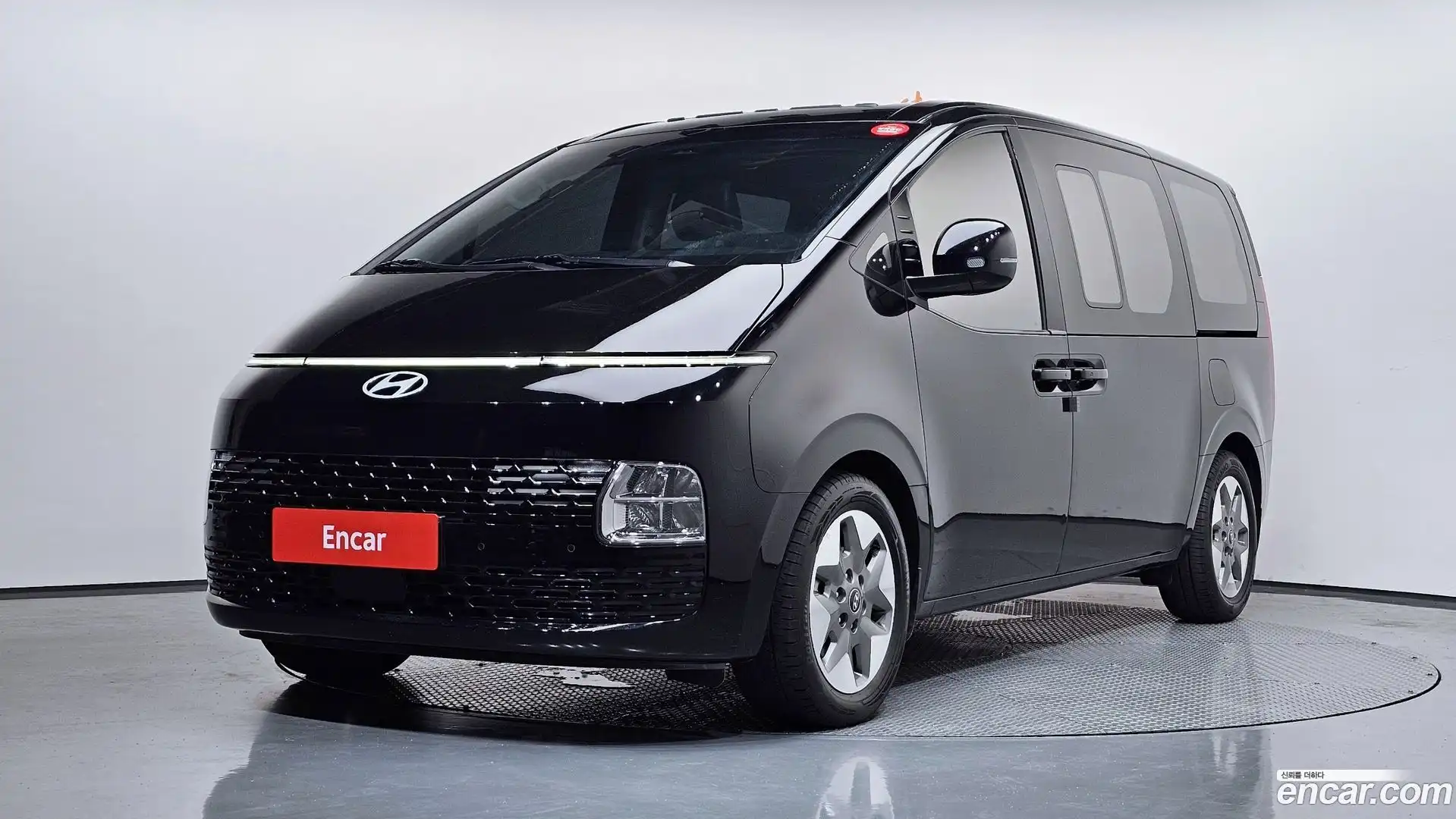 Staria Hyundai 2025.1-OUTER-001