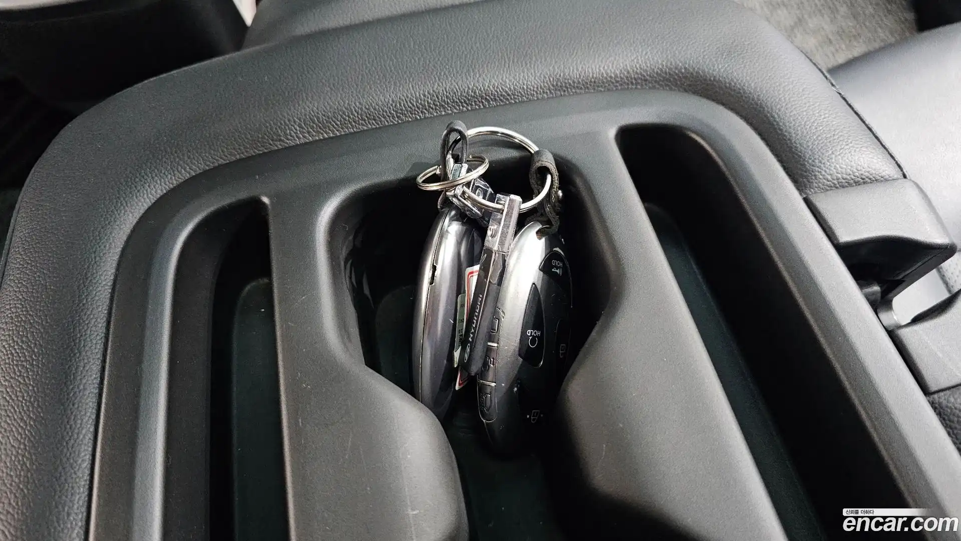 Staria Hyundai 2025.1-OPTION-020