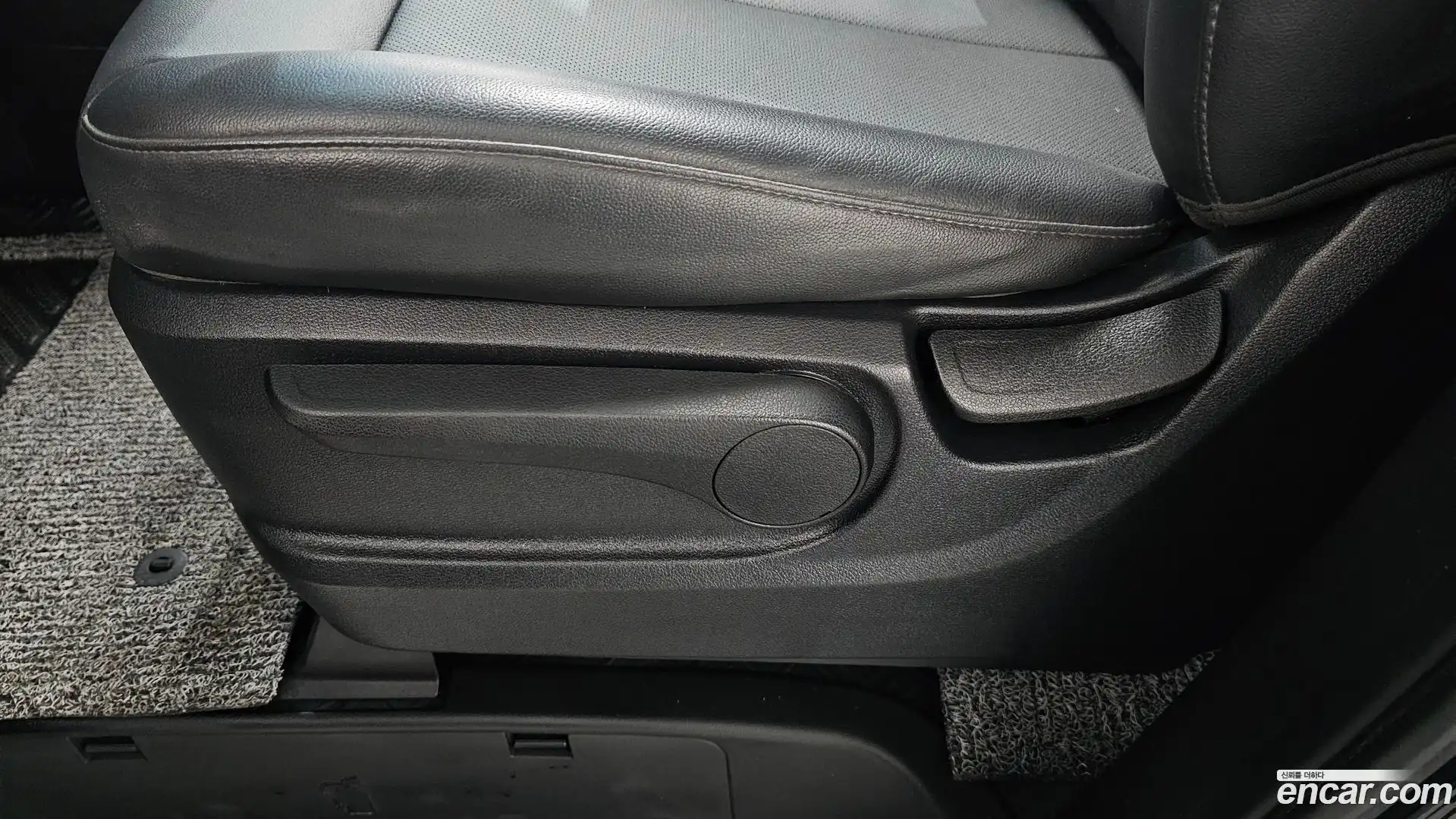 Staria Hyundai 2025.1-OPTION-040