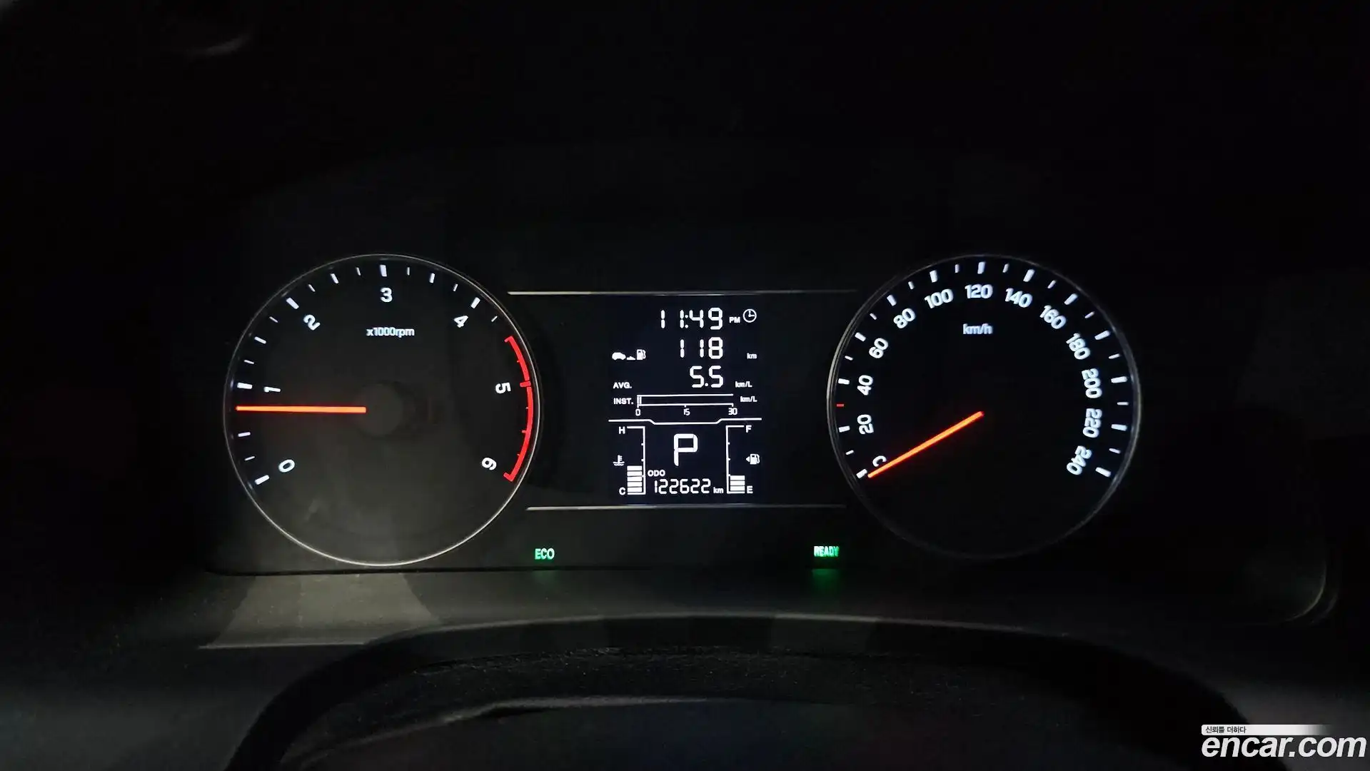 Rexton KG Mobility 2018.1-INNER-008