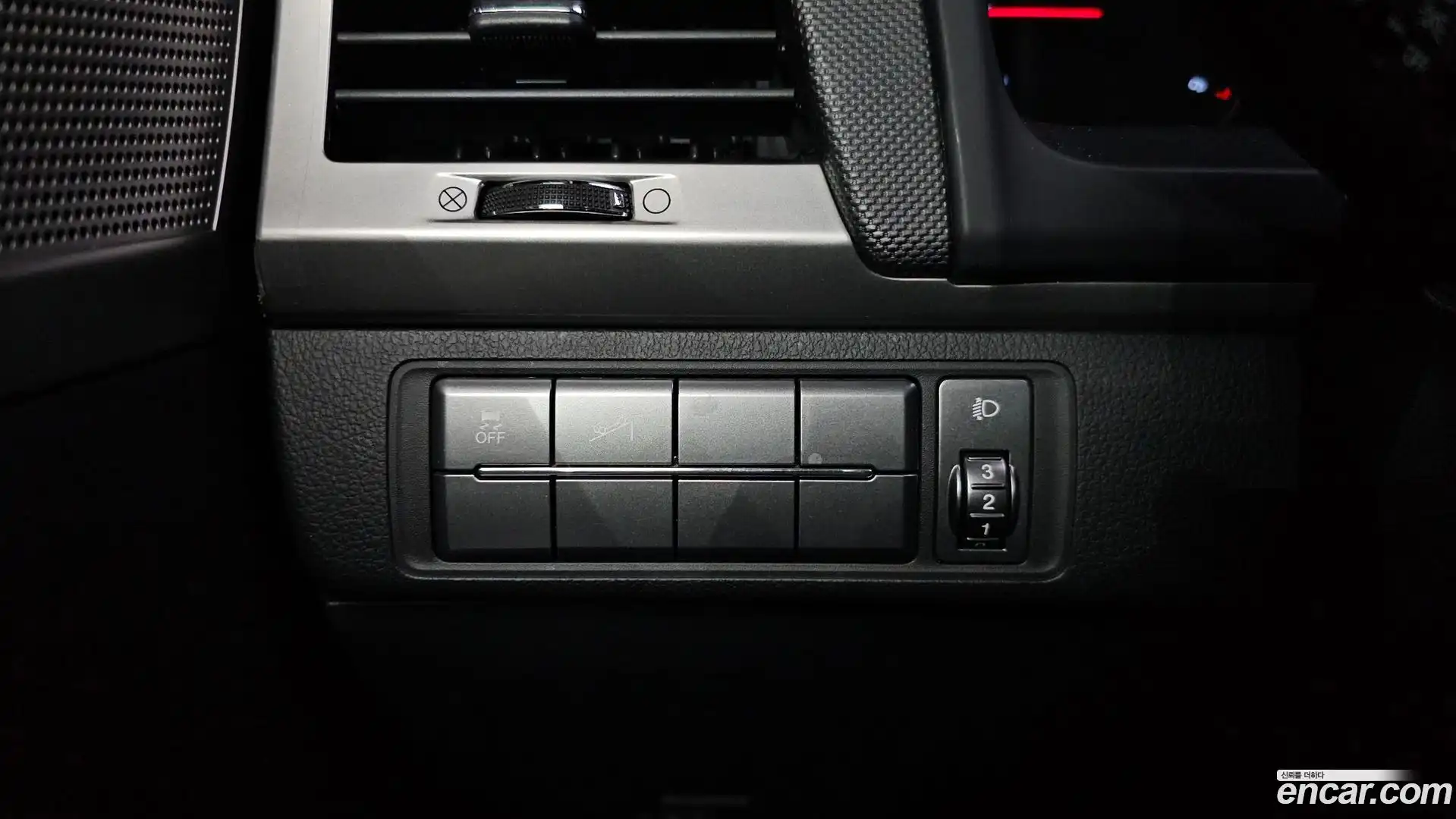 Rexton KG Mobility 2018.1-OPTION-022