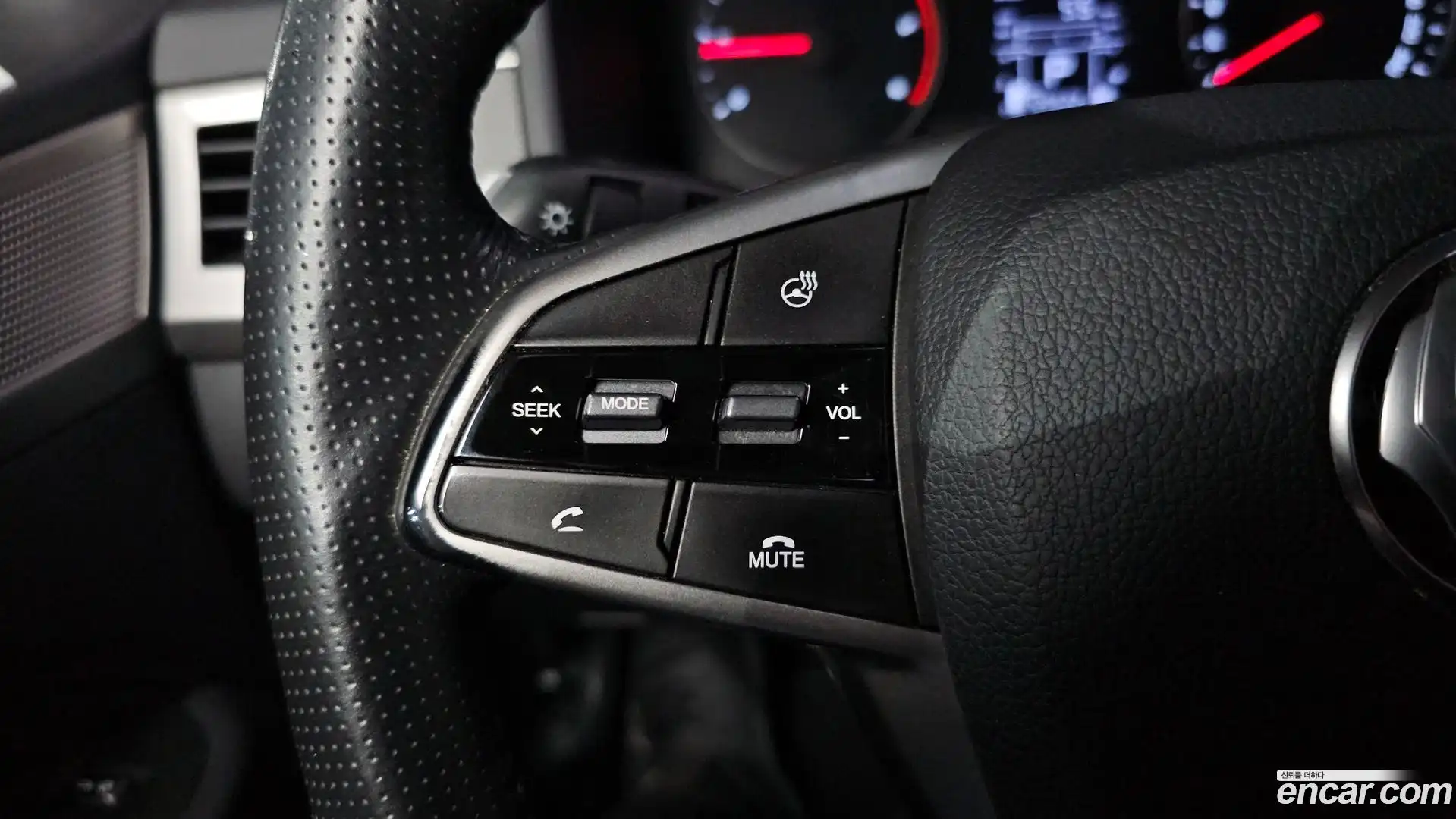 Rexton KG Mobility 2018.1-OPTION-024