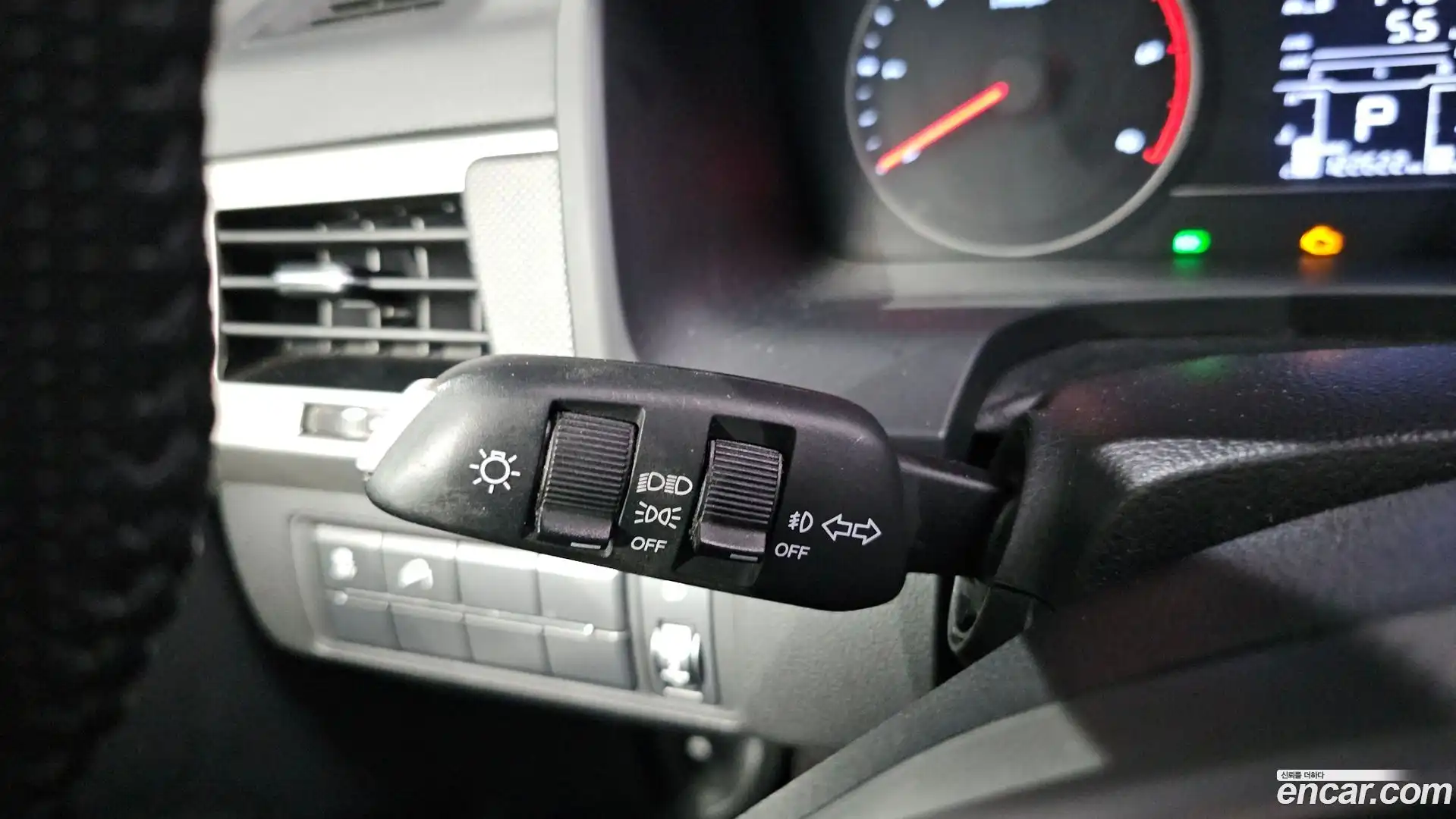 Rexton KG Mobility 2018.1-OPTION-041