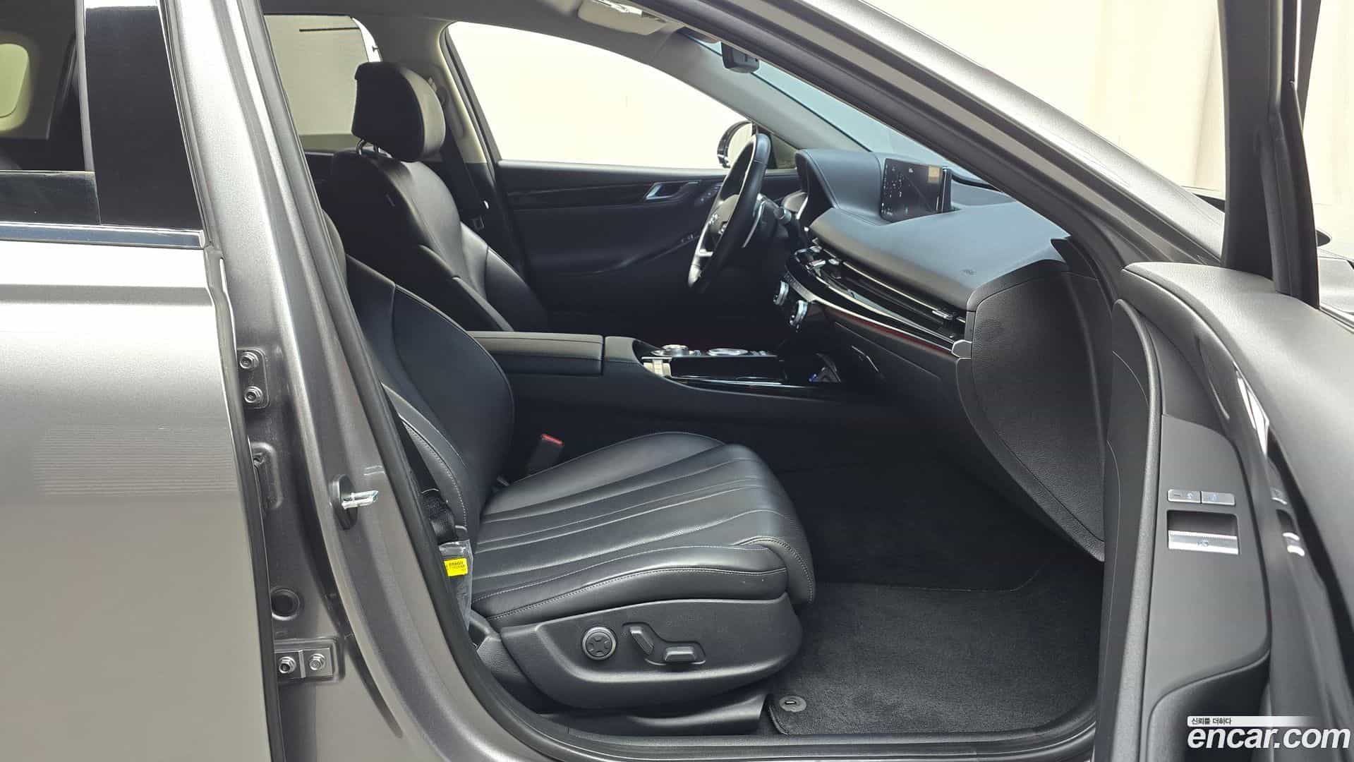 G80 Genesis 2022.2-INNER-036