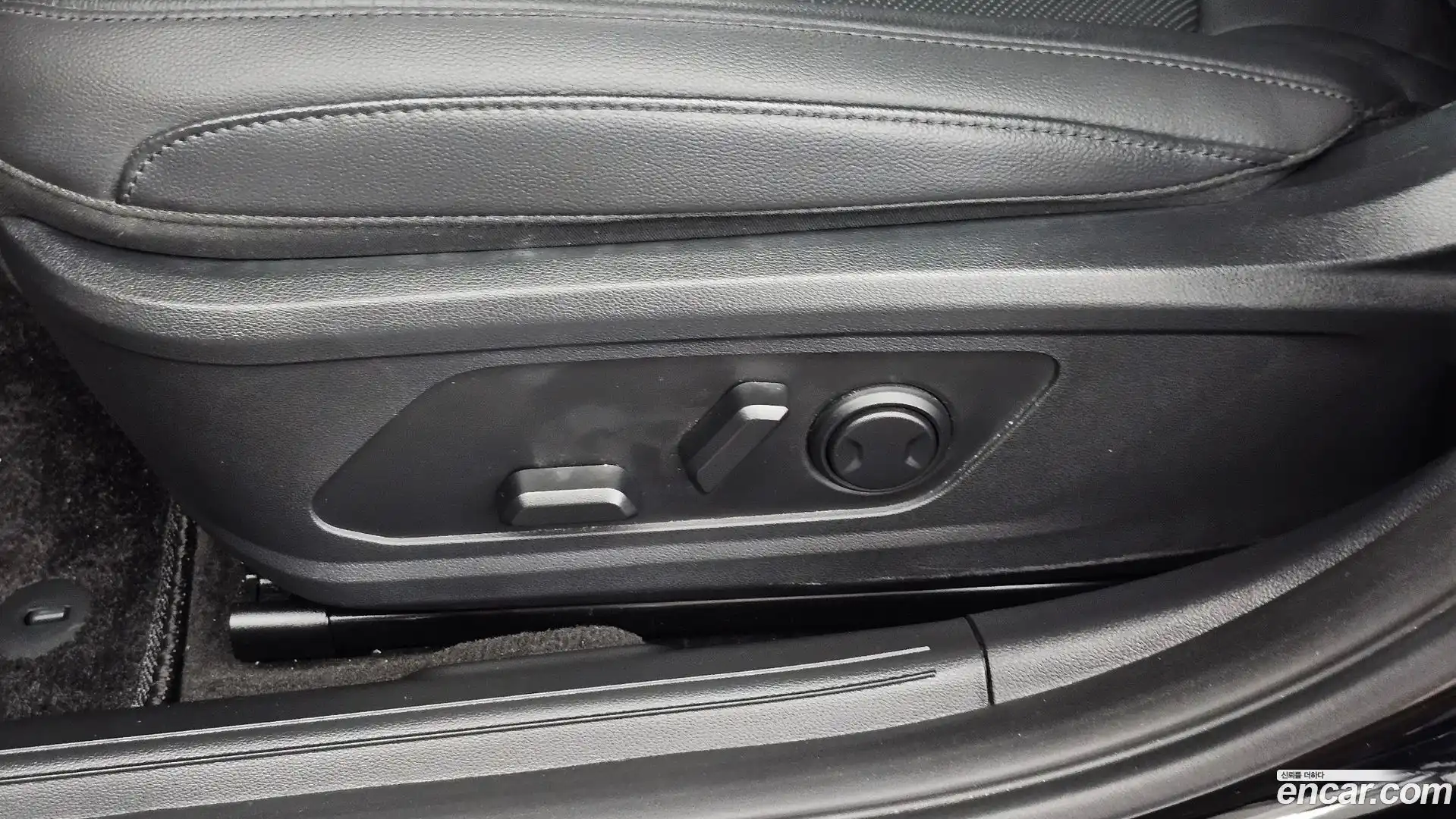 Grandeur Hyundai 2024.11-OPTION-044