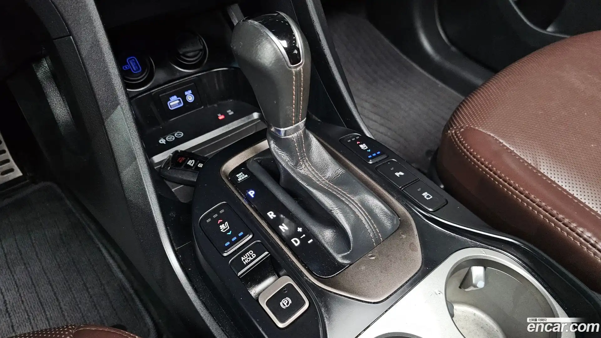 Maxcruz Hyundai 2018.0-INNER-009
