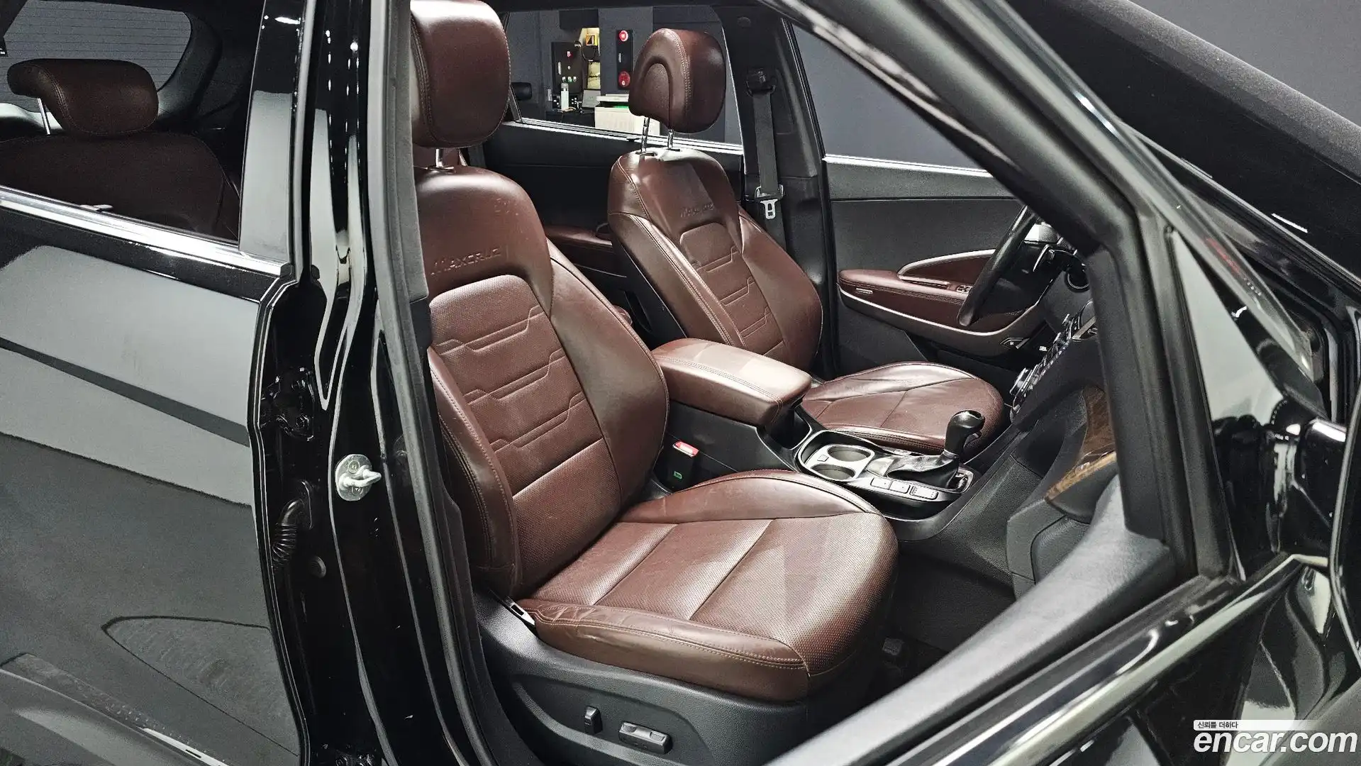 Maxcruz Hyundai 2018.0-INNER-010
