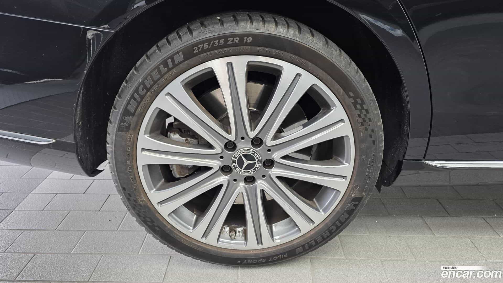 E-Class Mercedes-Benz 2019.9-OUTER-005