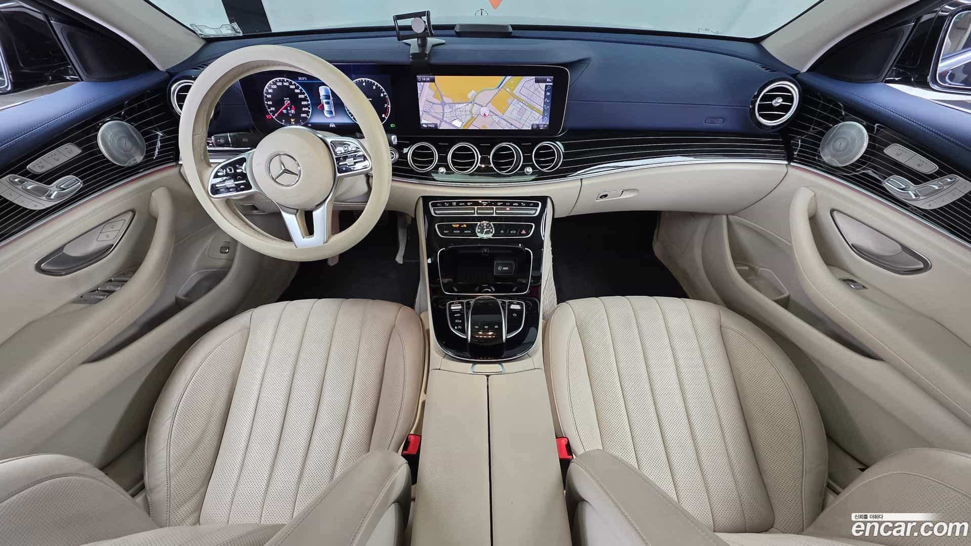 E-Class Mercedes-Benz 2019.9-INNER-007