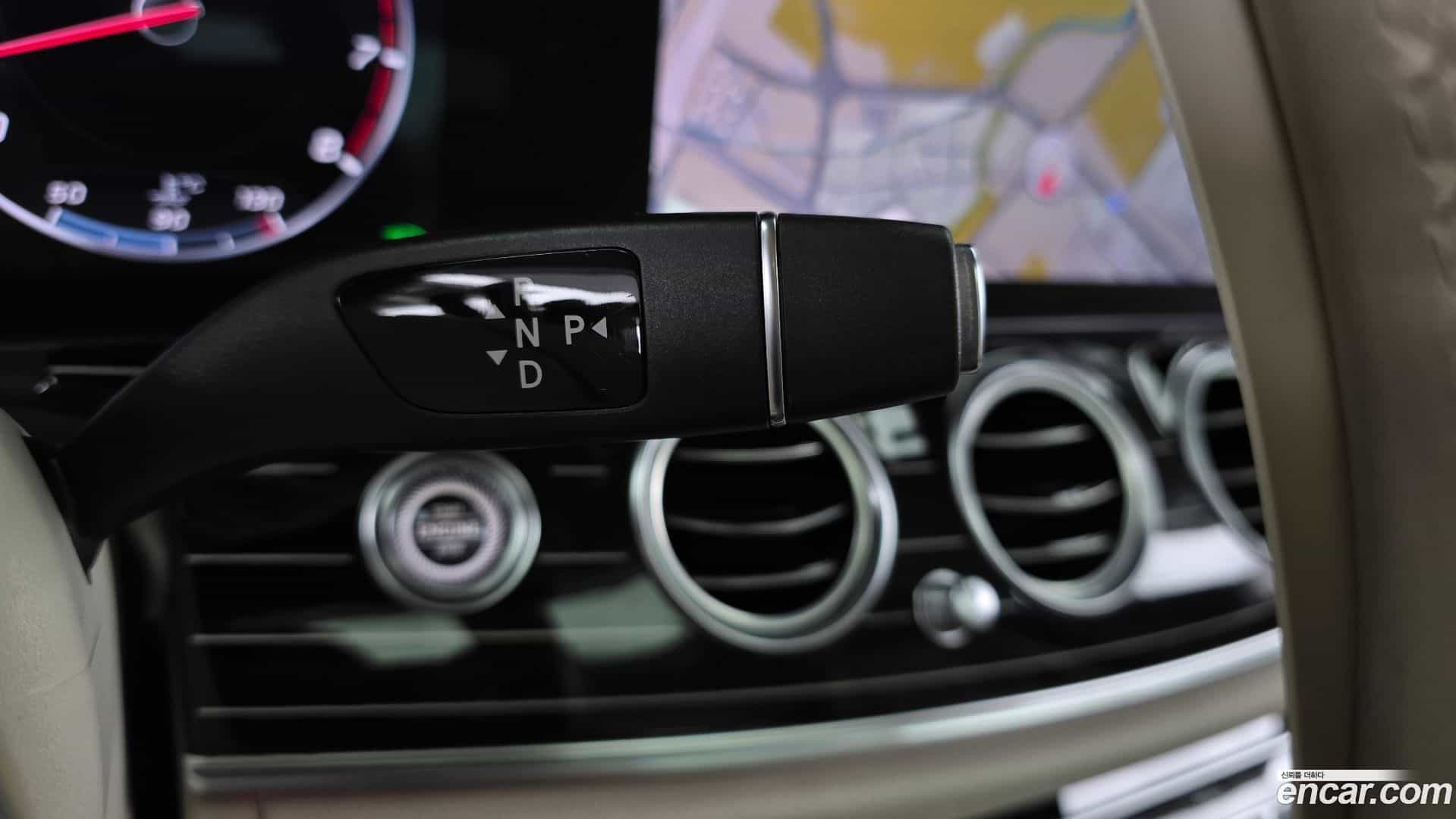 E-Class Mercedes-Benz 2019.9-INNER-009