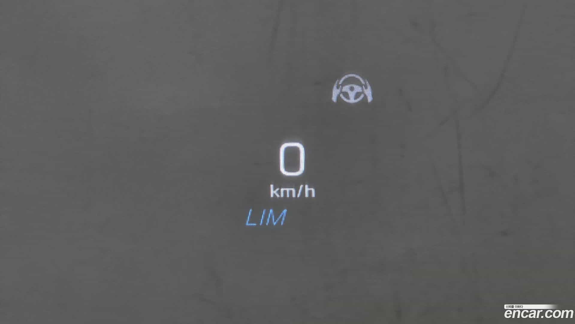 E-Class Mercedes-Benz 2019.9-OPTION-023