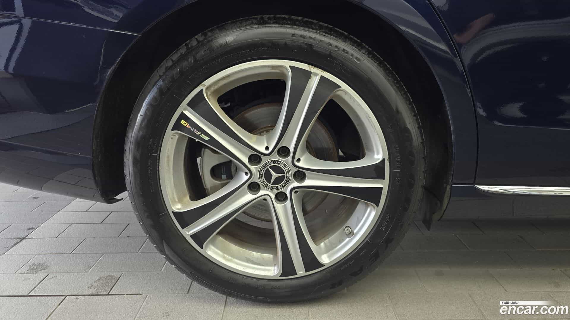 E-Class Mercedes-Benz 2018.1-OUTER-005