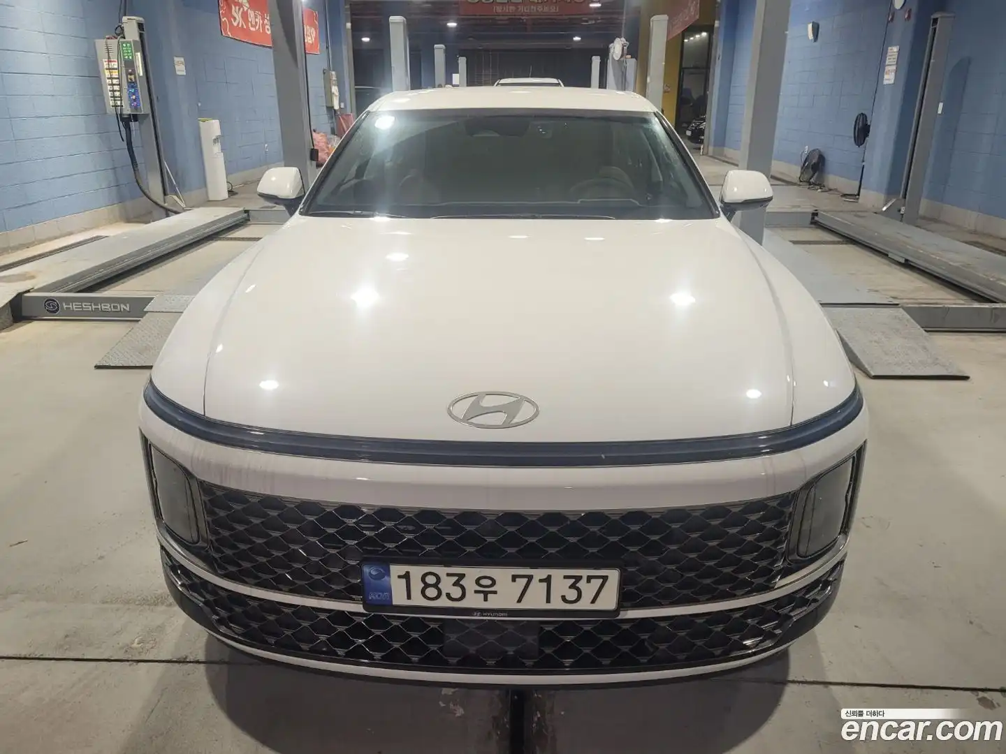 Grandeur Hyundai 2023.5-OUTER-001