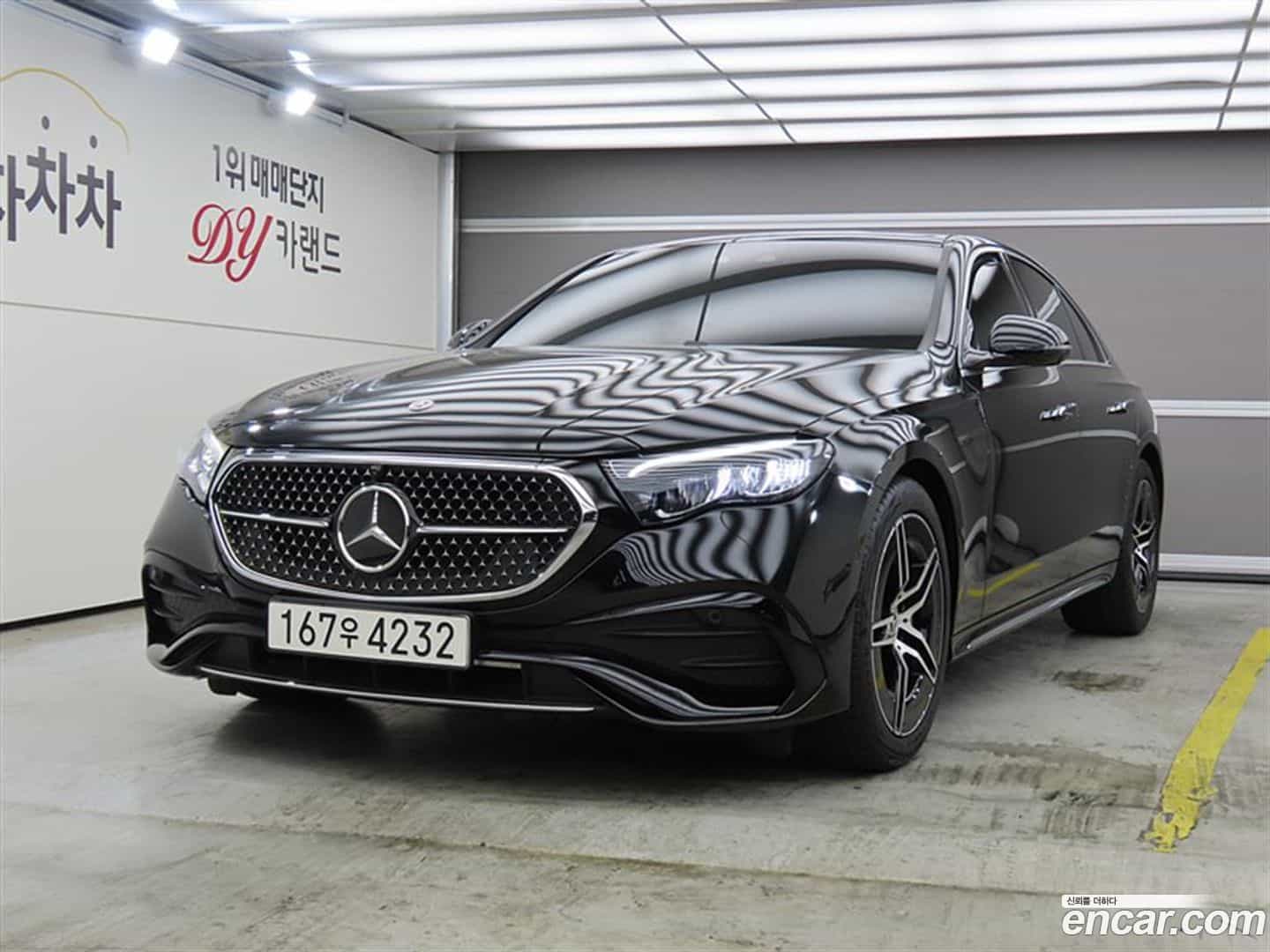 E-Class Mercedes-Benz 2025.9-OUTER-001