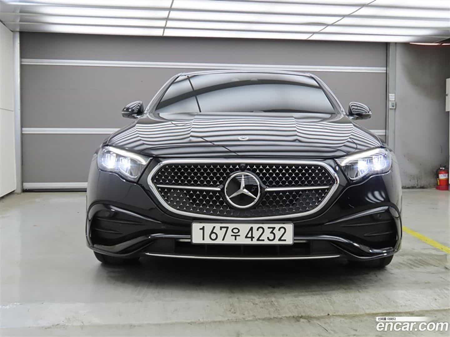 E-Class Mercedes-Benz 2025.9-OUTER-002