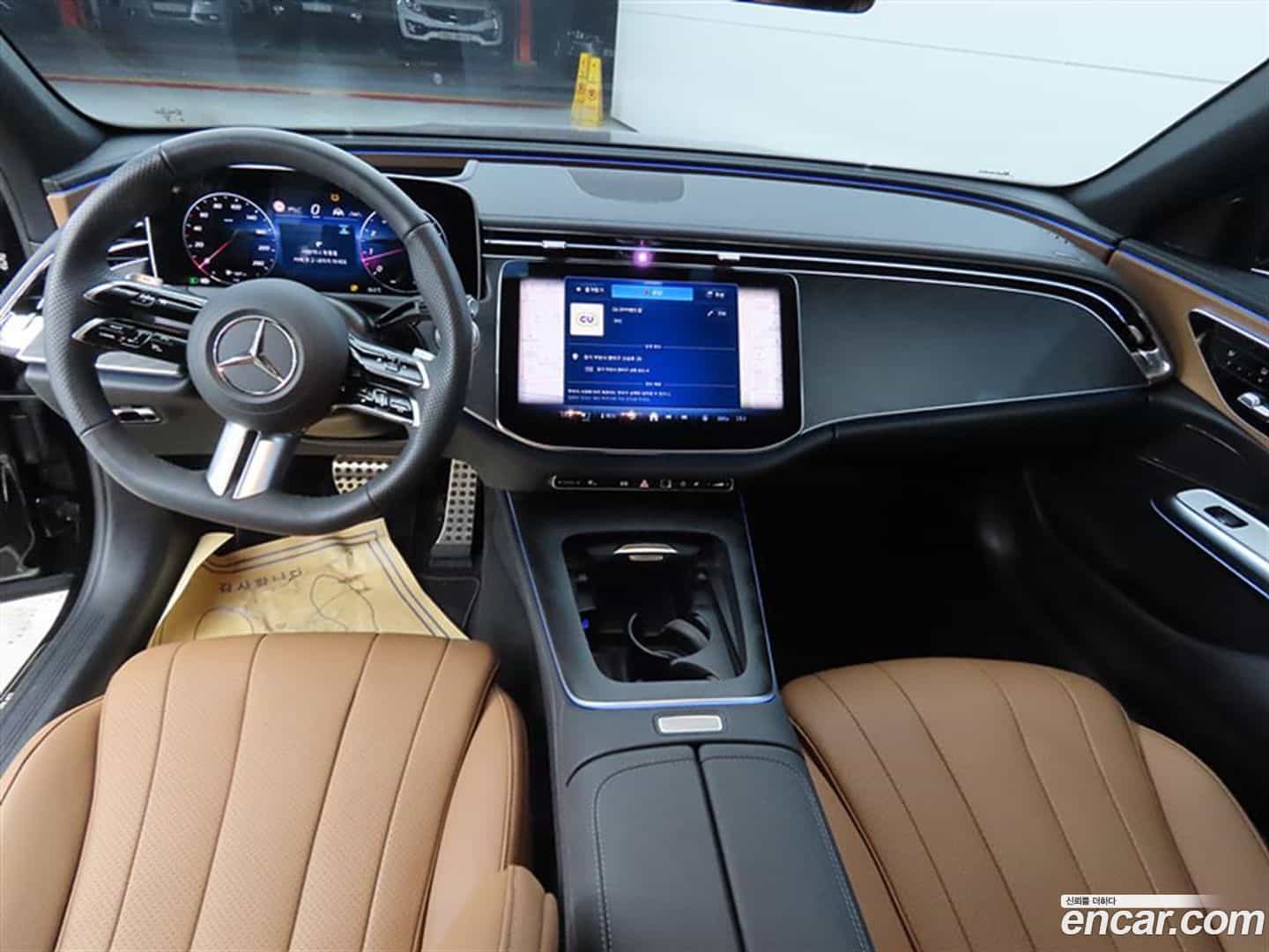 E-Class Mercedes-Benz 2025.9-INNER-007