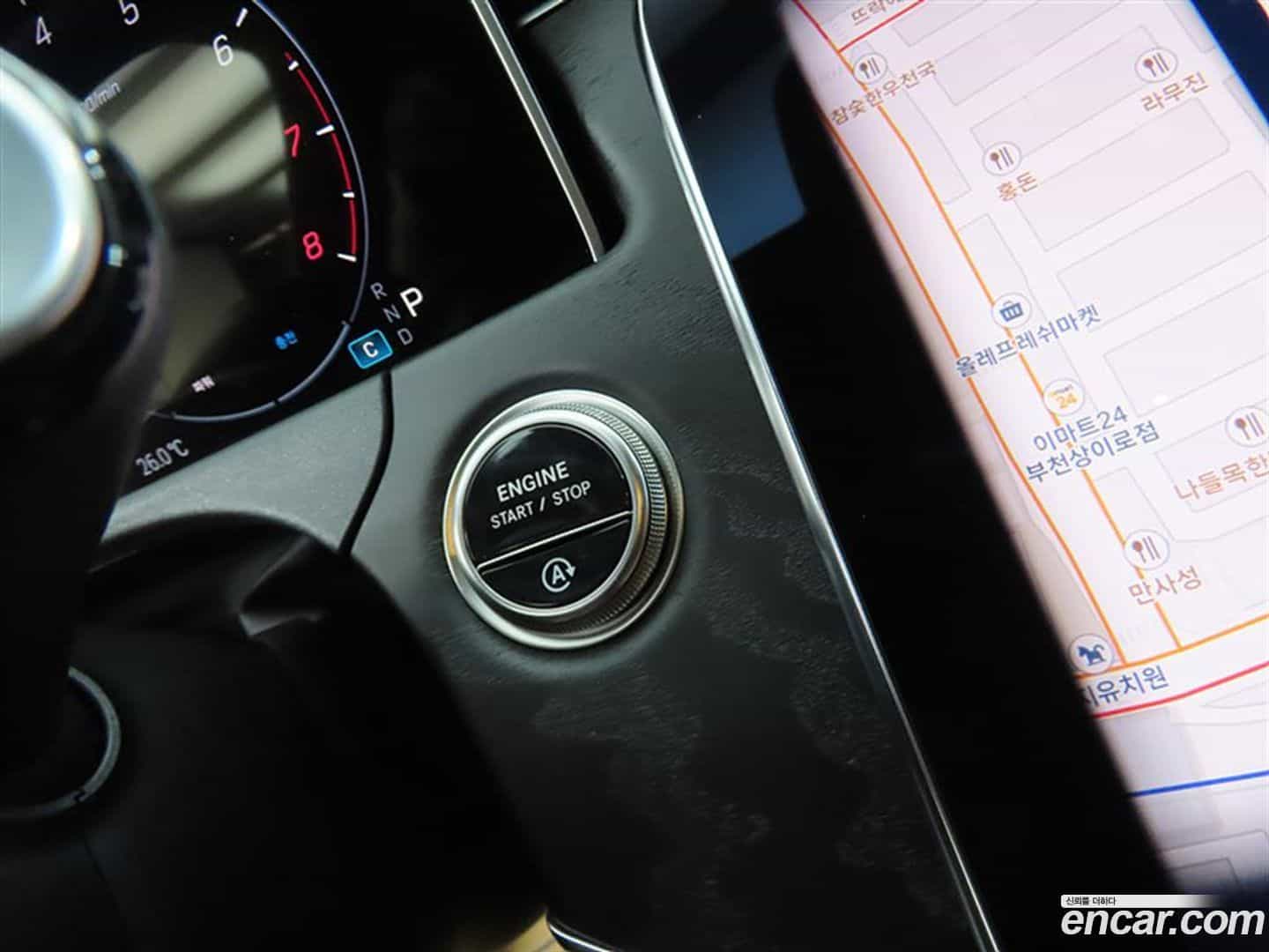 E-Class Mercedes-Benz 2025.9-OPTION-016