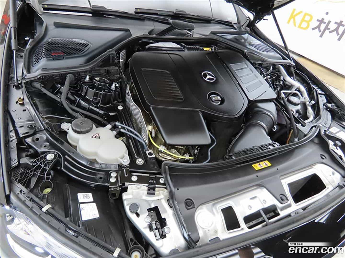 E-Class Mercedes-Benz 2025.9-OPTION-023