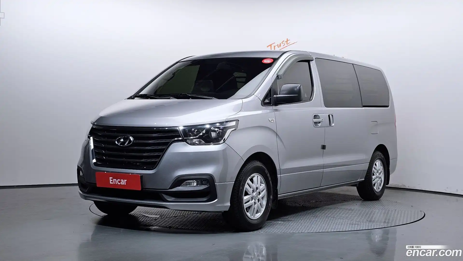 Starex Hyundai 2020.11-OUTER-001