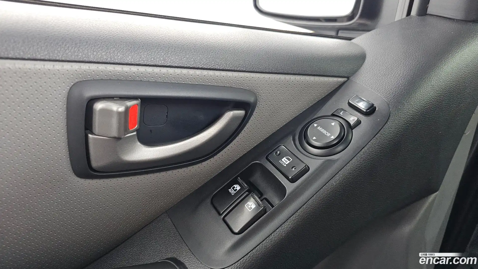 Starex Hyundai 2020.11-OPTION-024