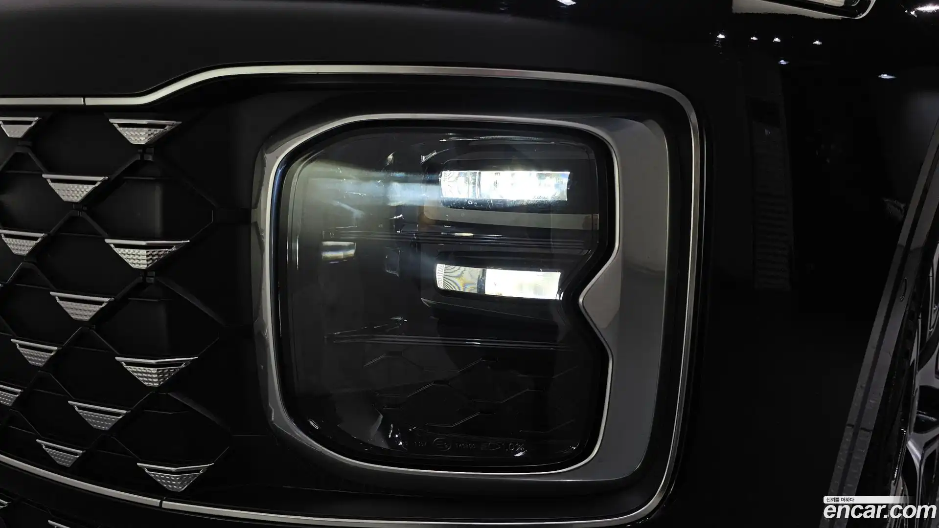Grandeur Hyundai 2023.1-OUTER-032