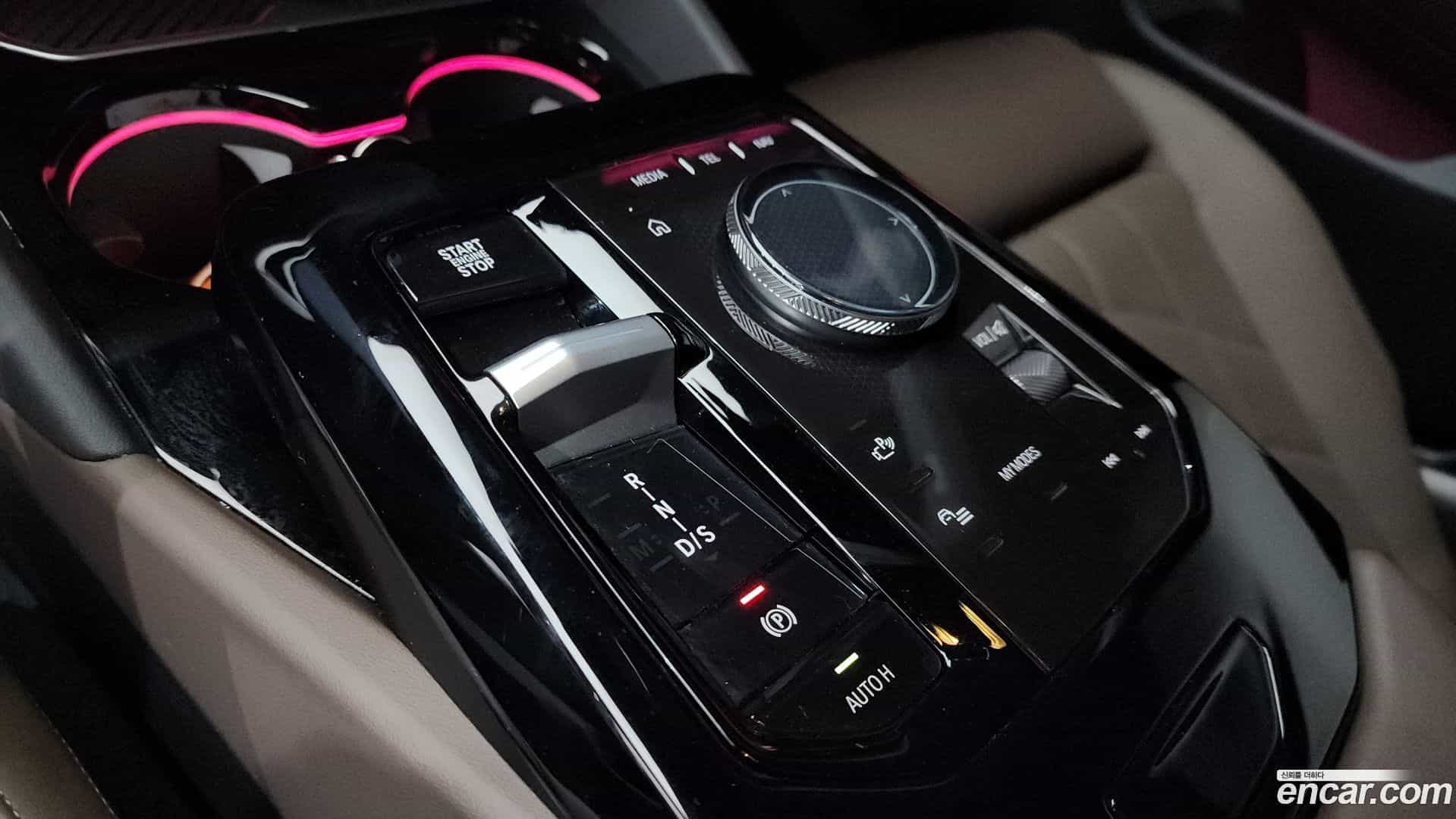 5-Series BMW 2025.9-INNER-009