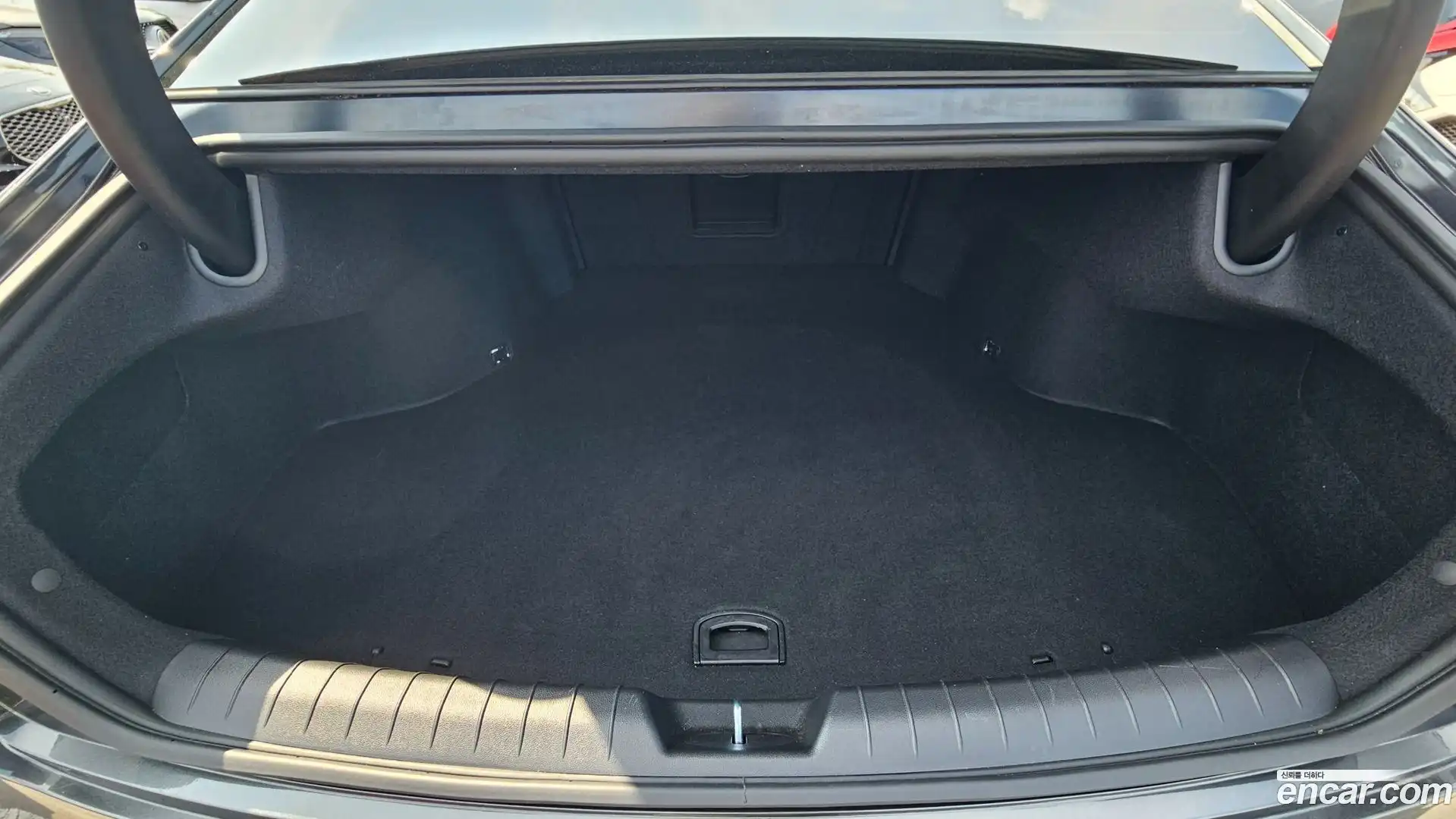 Grandeur Hyundai 2024.6-OUTER-004