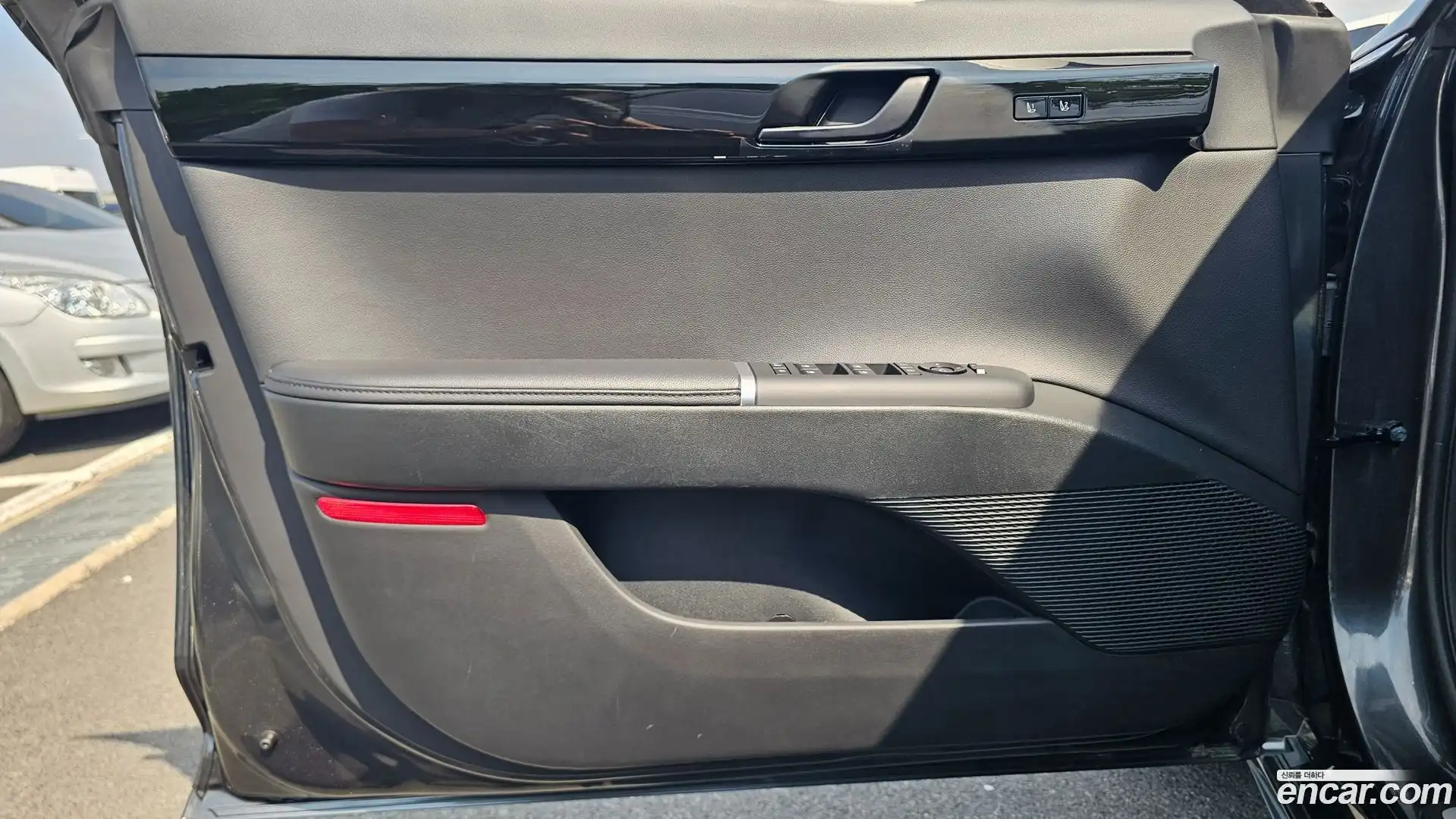 Grandeur Hyundai 2024.6-OPTION-021